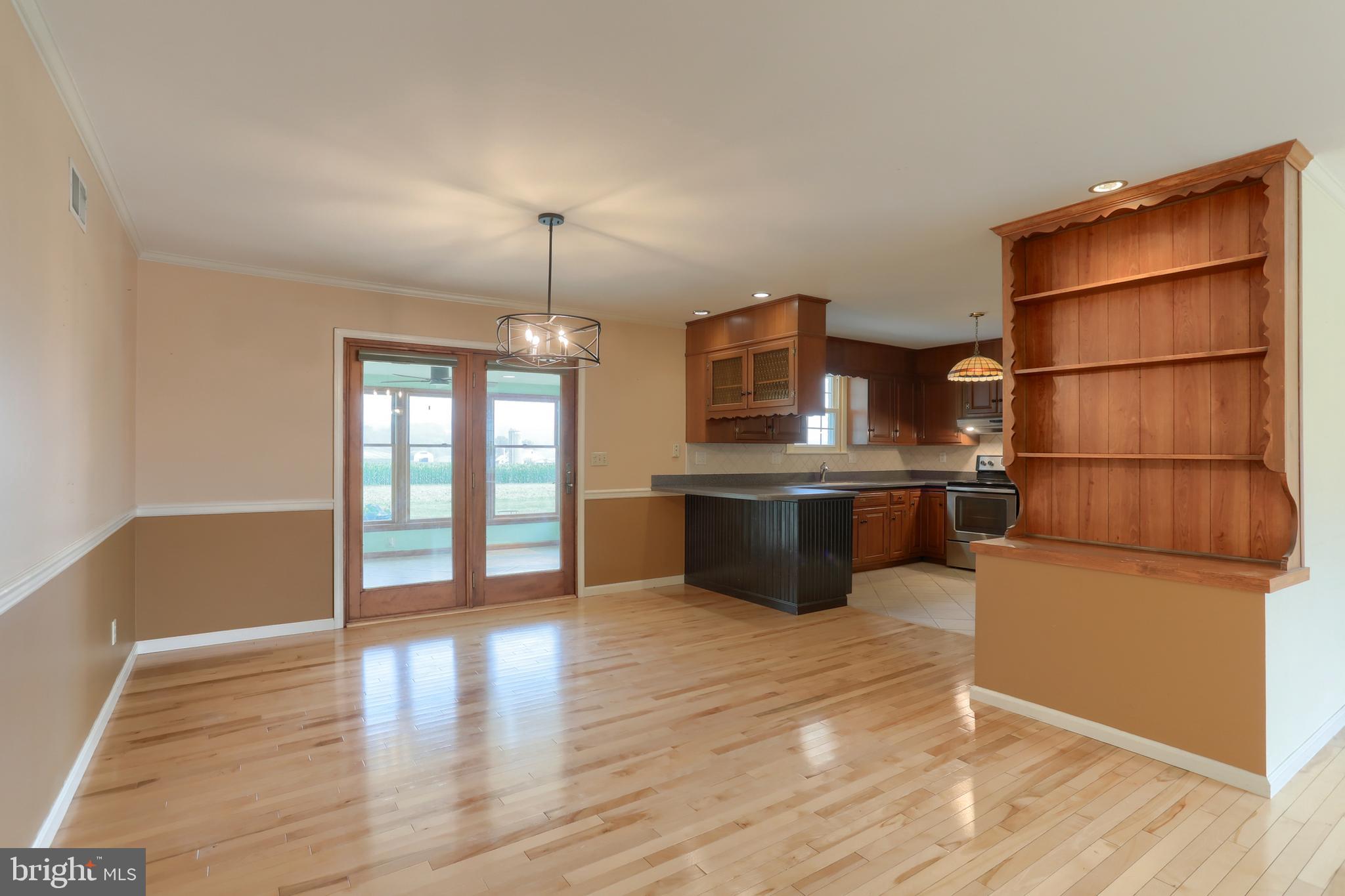 LYNNCREST - Residential