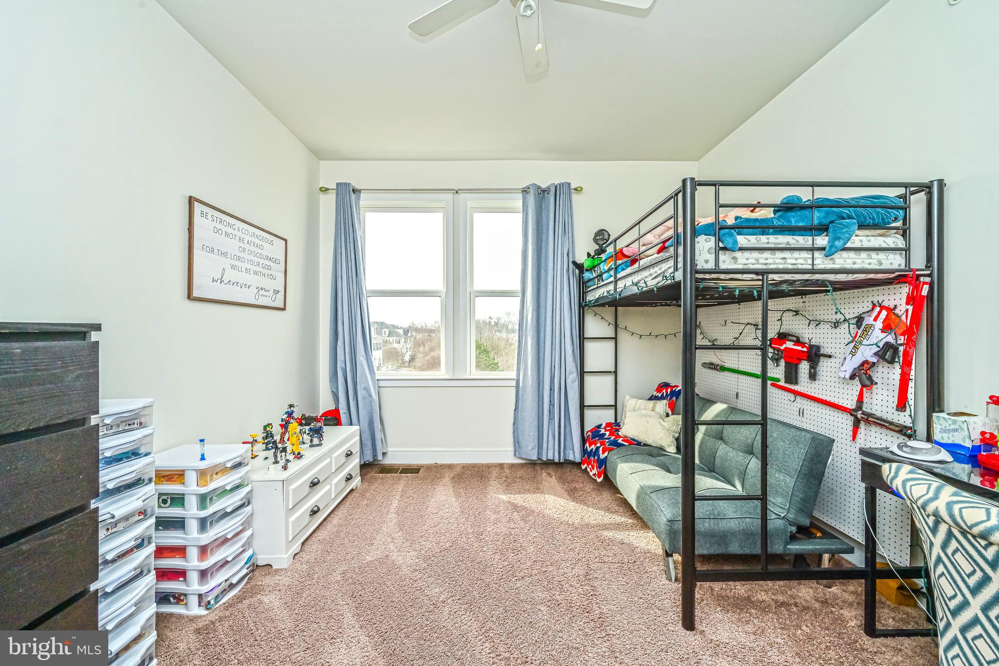STONE MILL - Residential Lease