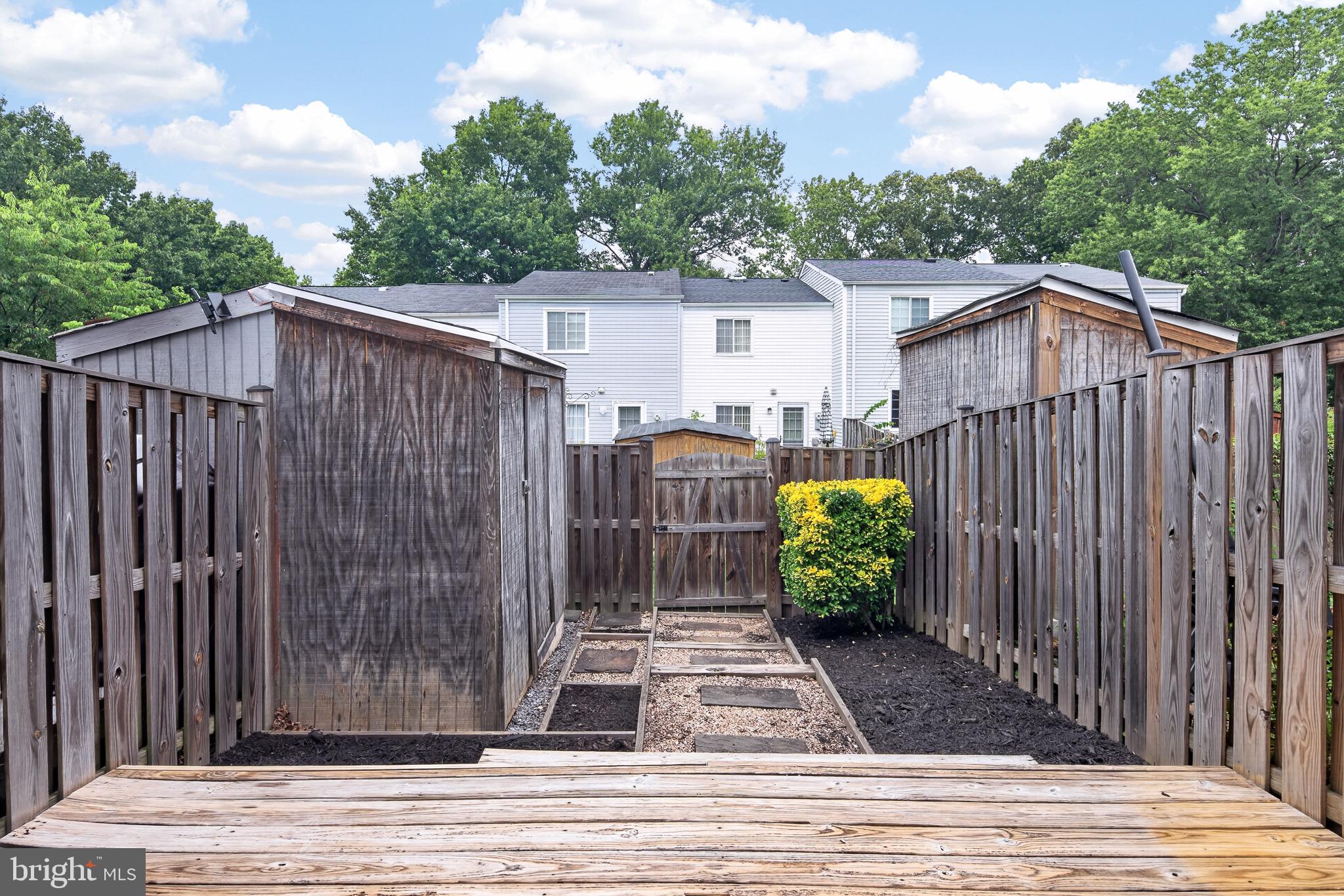 NEWINGTON COMMONS - Residential