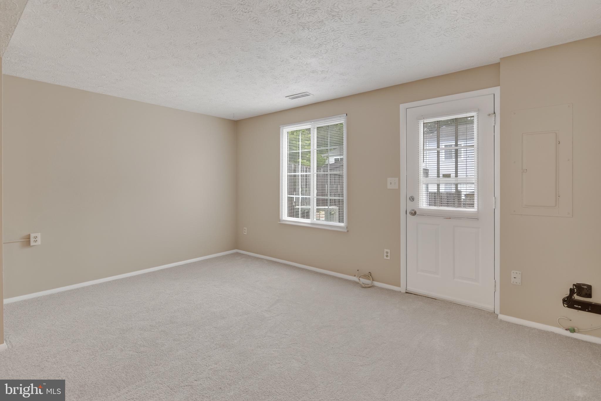 NEWINGTON COMMONS - Residential