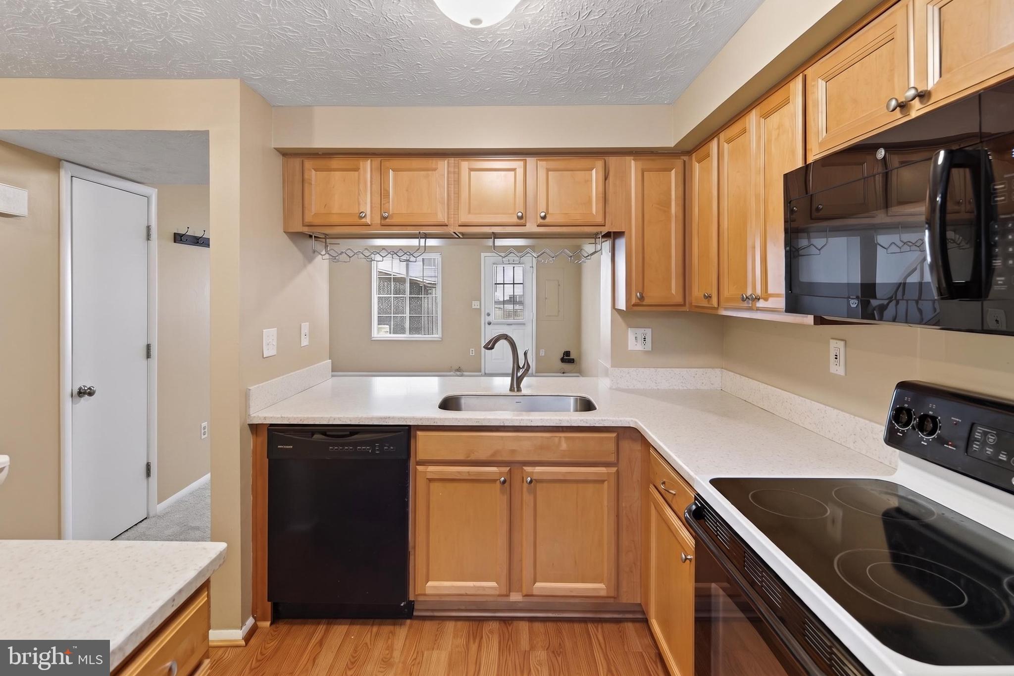 NEWINGTON COMMONS - Residential