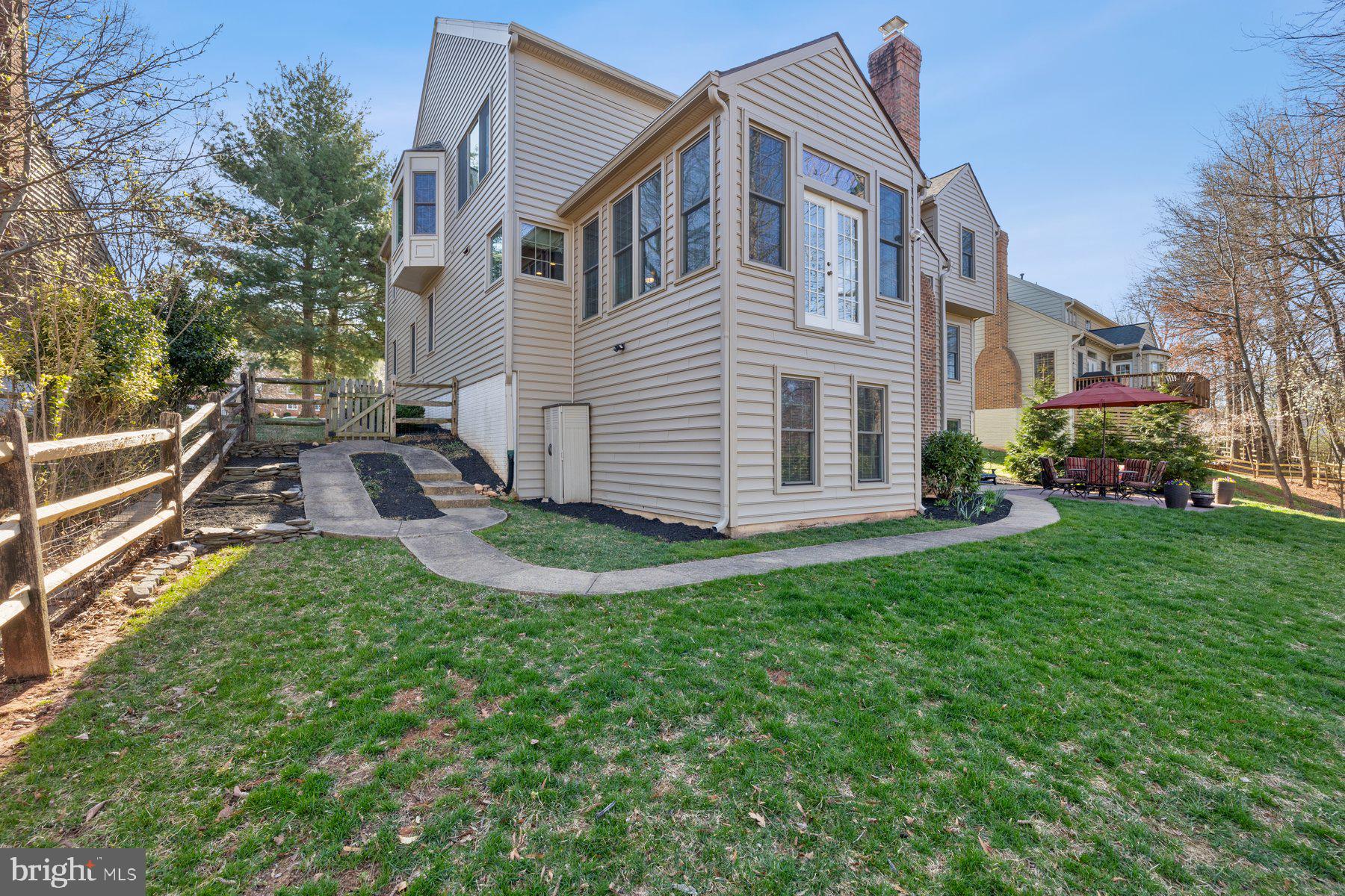 POTOMAC LAKES - Residential
