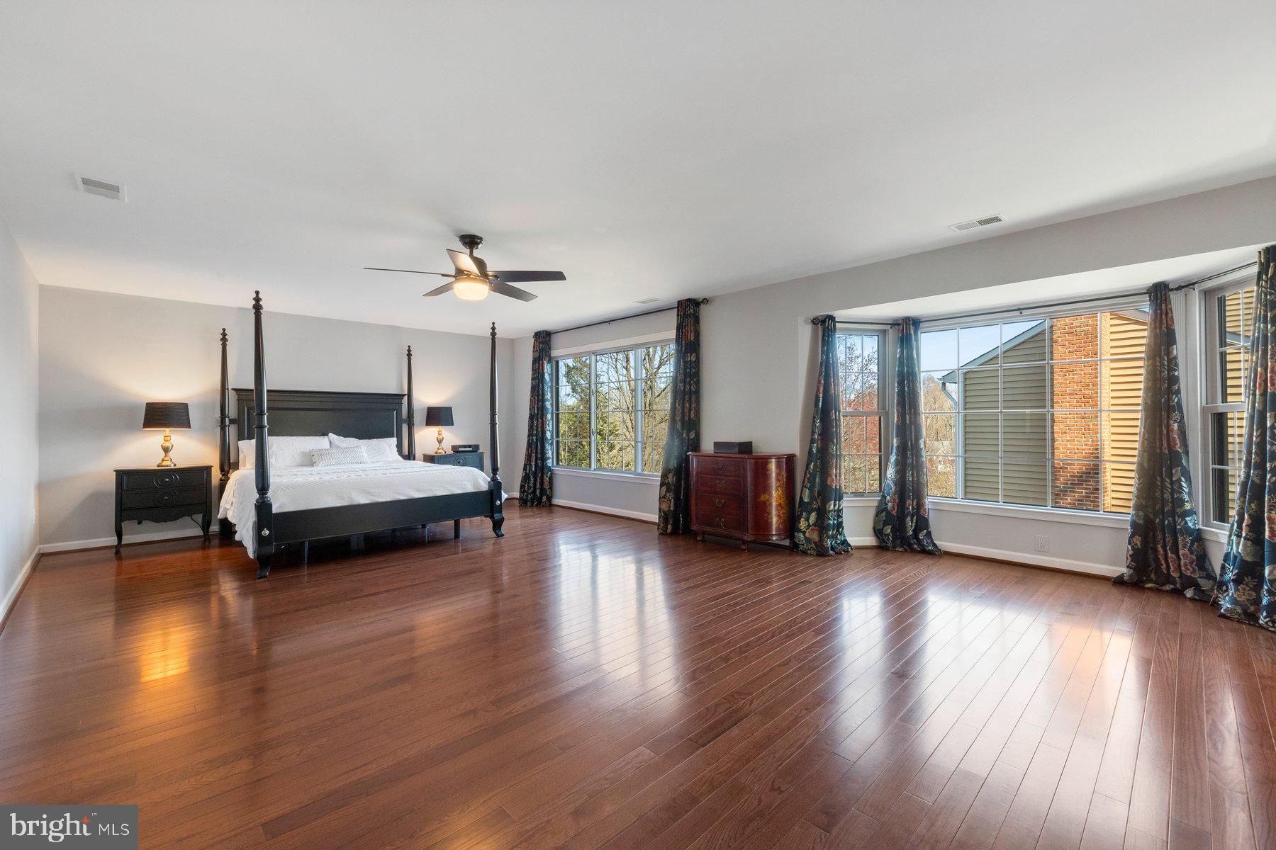 POTOMAC LAKES - Residential
