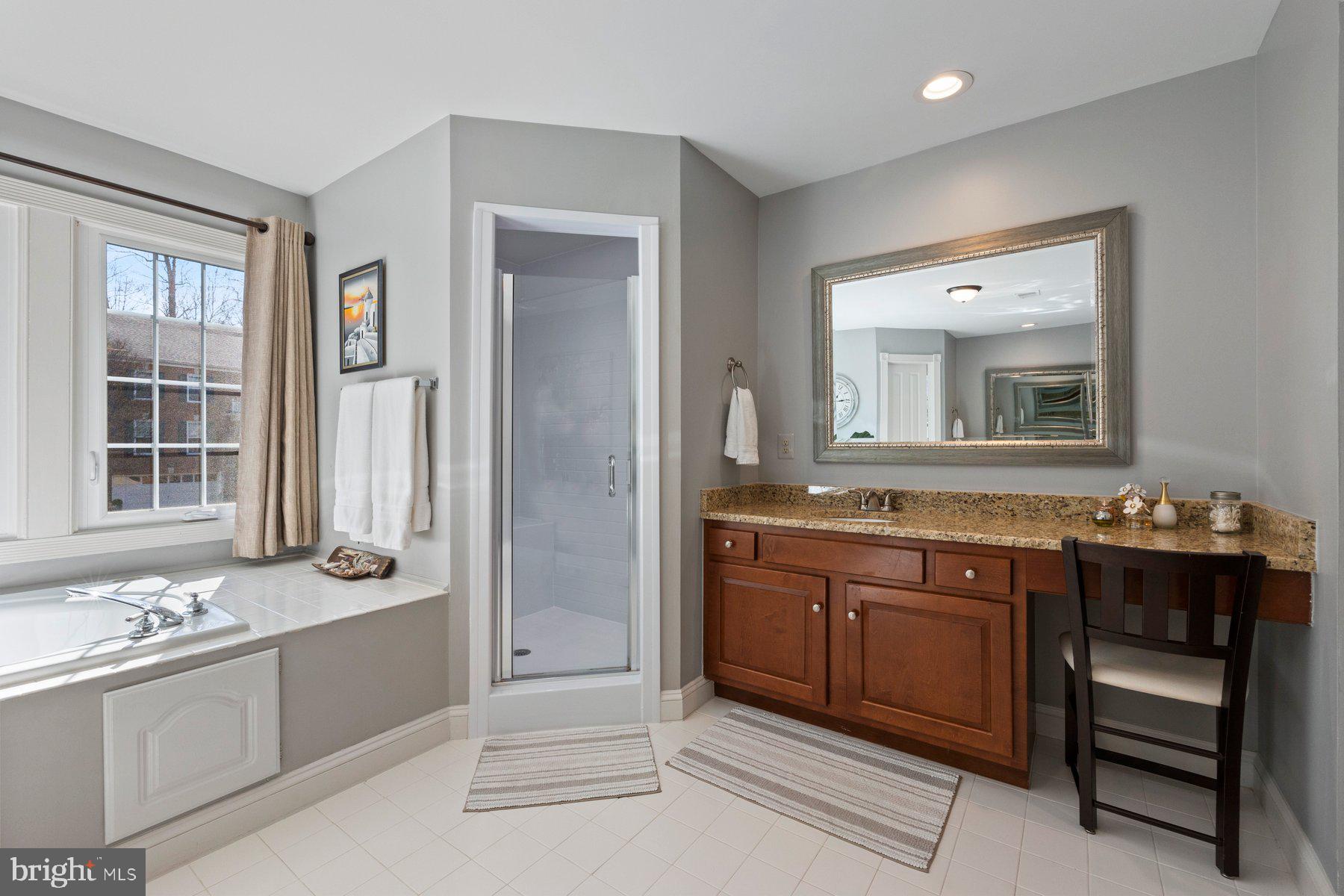 POTOMAC LAKES - Residential