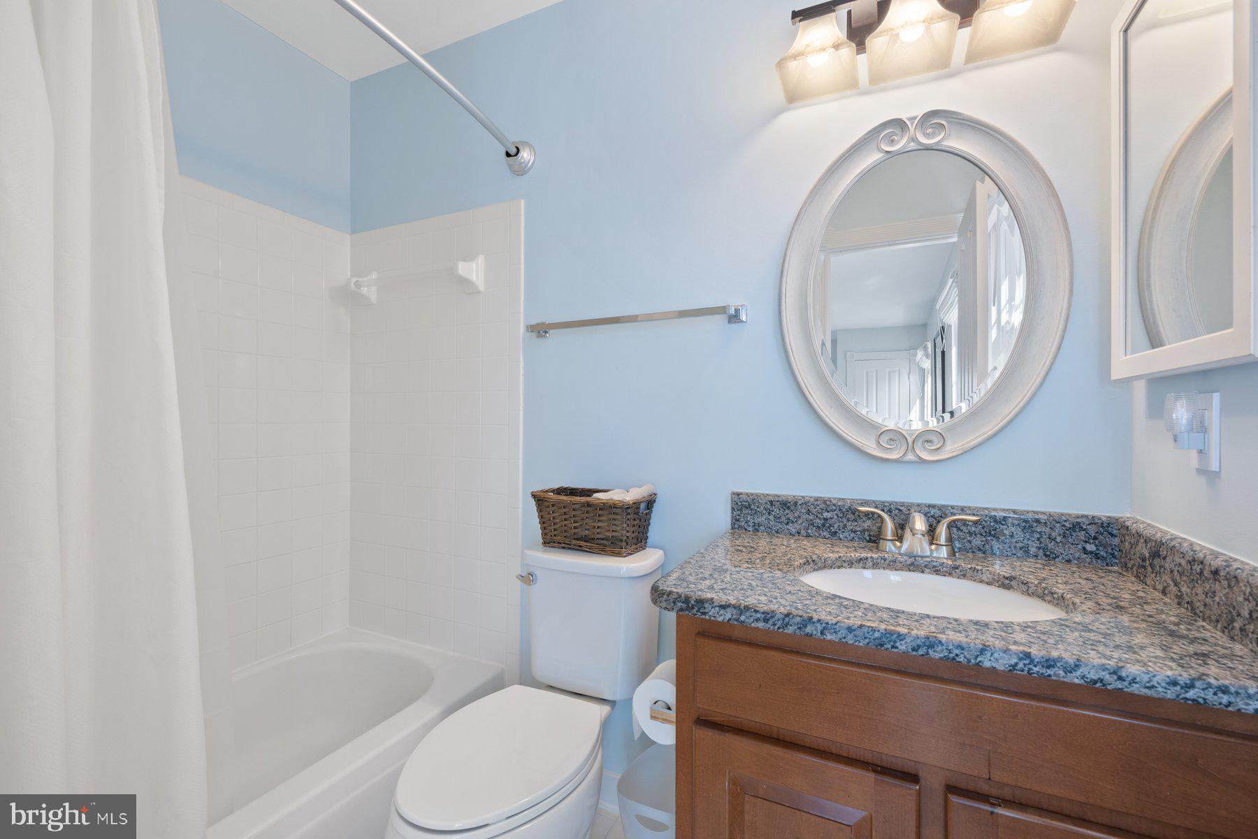 POTOMAC LAKES - Residential