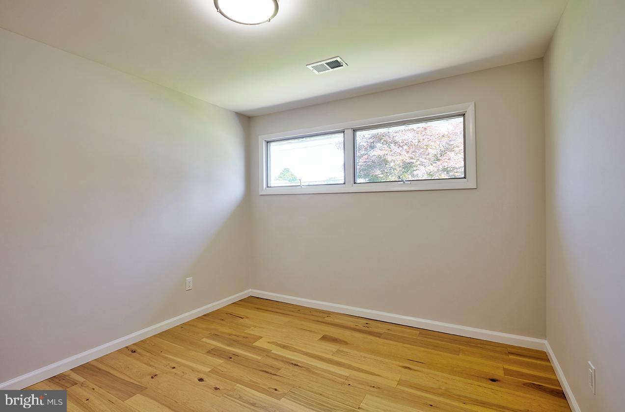 PENNSBURY HGTS - Residential