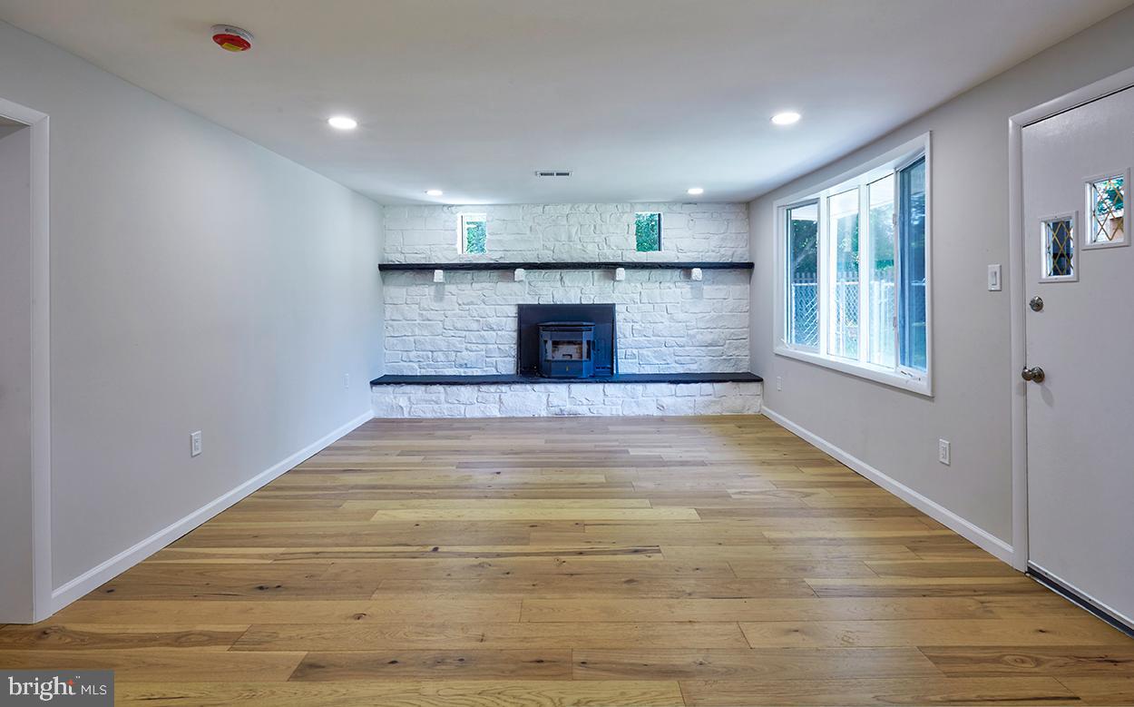 PENNSBURY HGTS - Residential