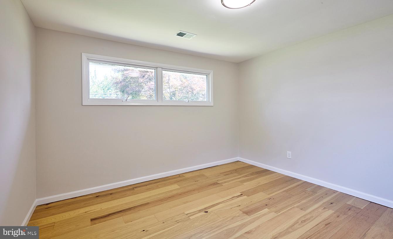 PENNSBURY HGTS - Residential