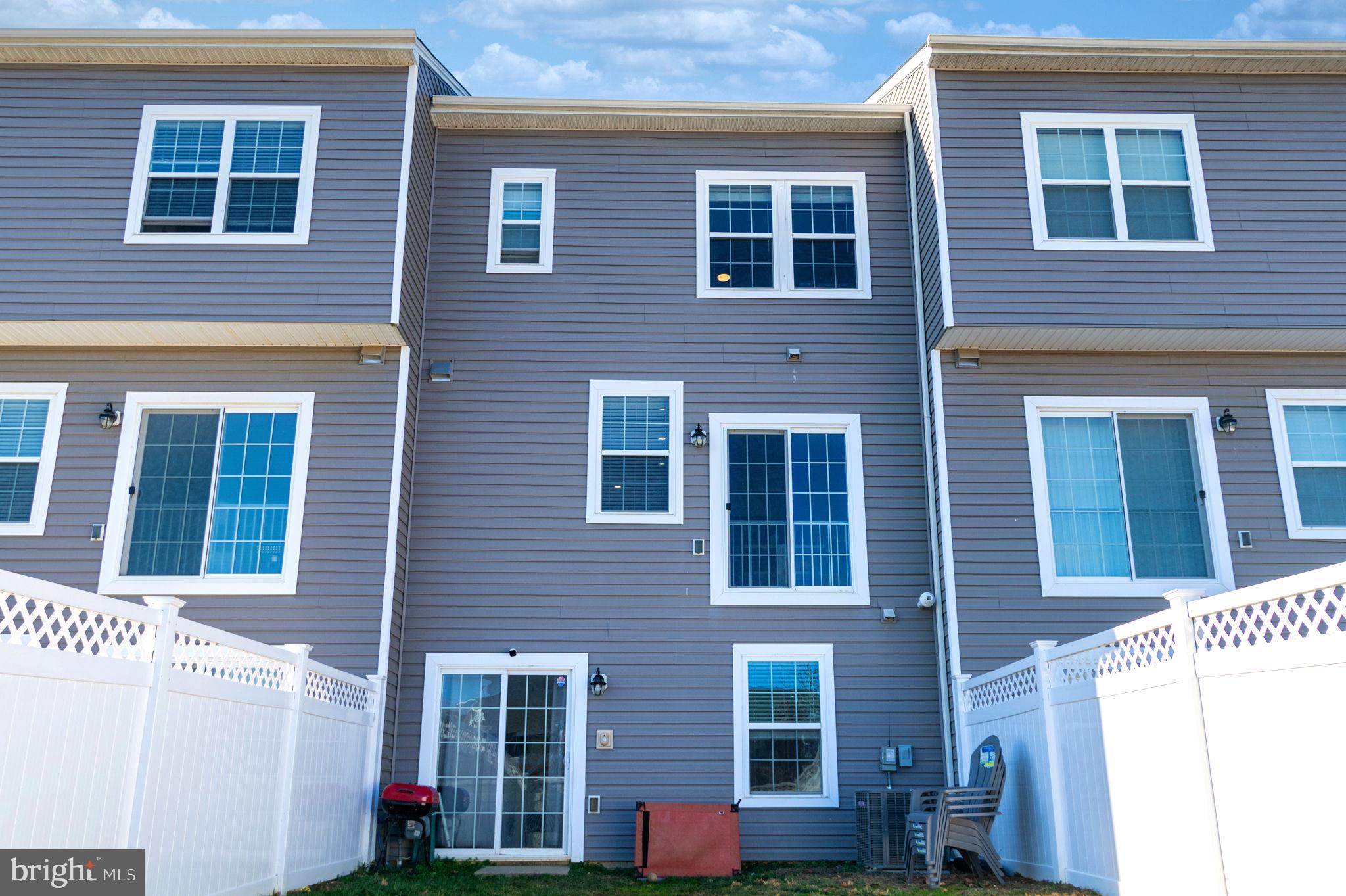 ST CHARLES GLENEAGLES - Residential