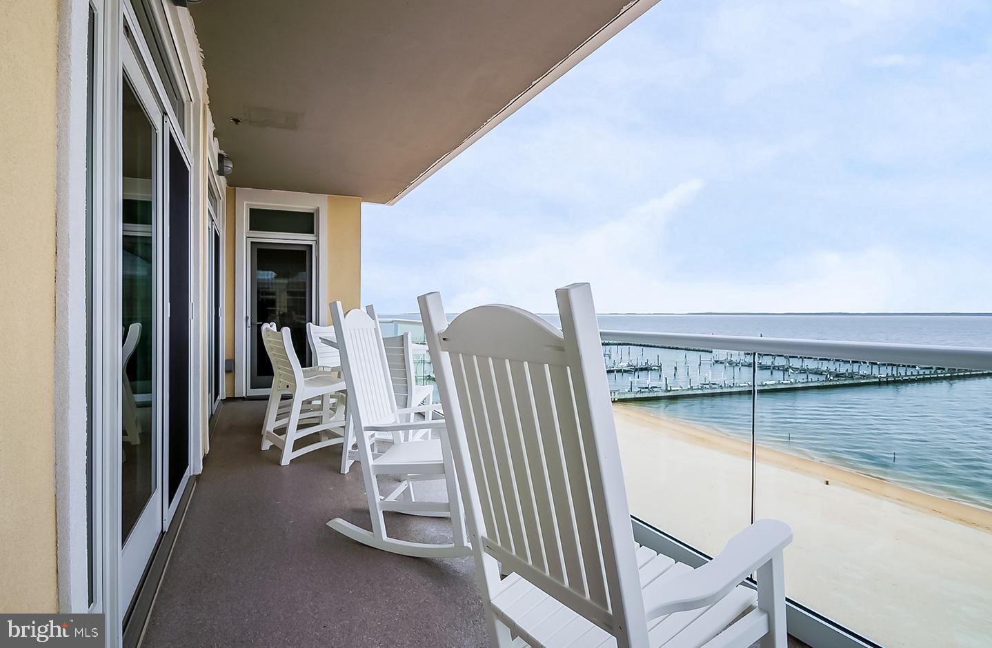 LIGHTHOUSE COVE - Residential