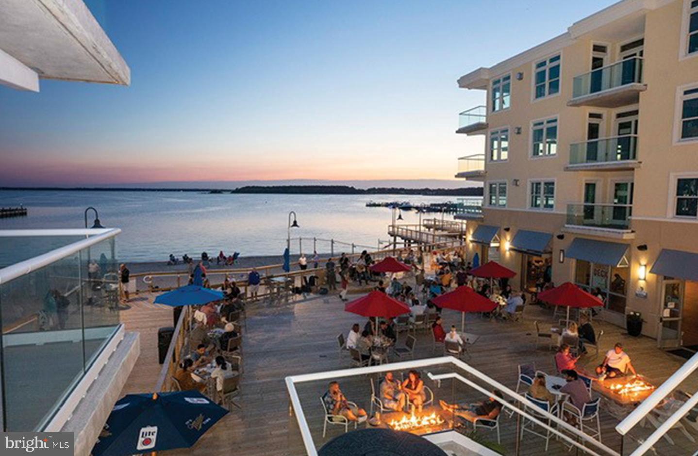 LIGHTHOUSE COVE - Residential