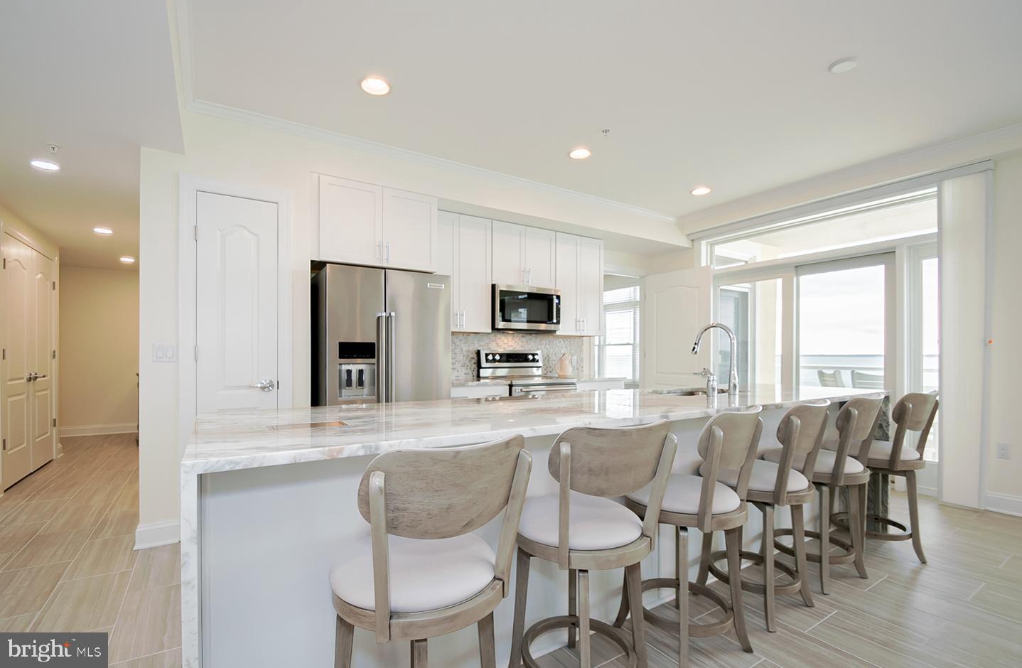 LIGHTHOUSE COVE - Residential
