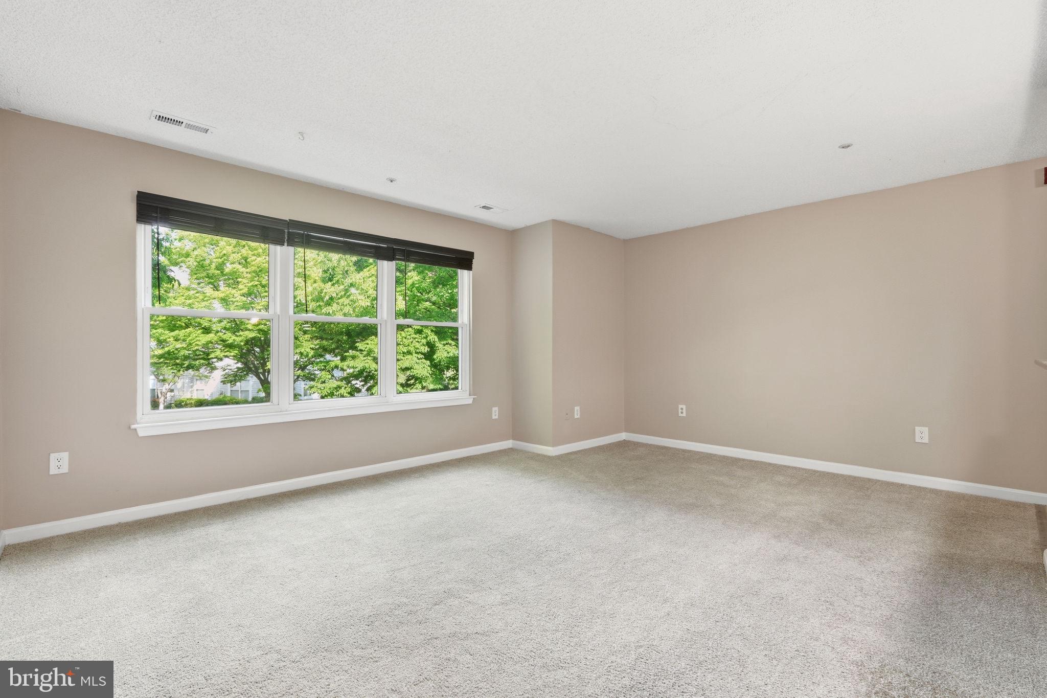 WINTERGATE AT LONGMEAD CROSSING - Residential