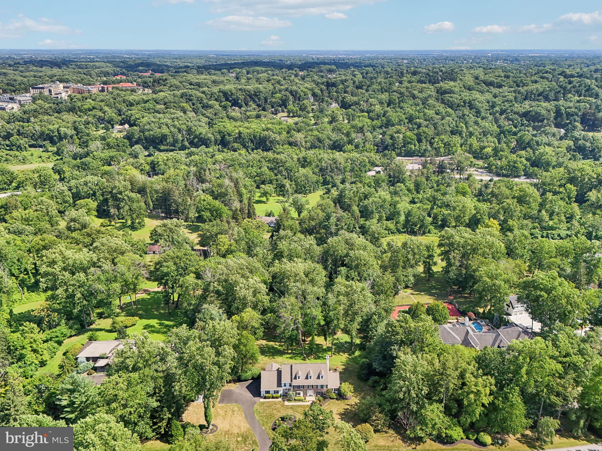 PENNOCK WOODS - Residential