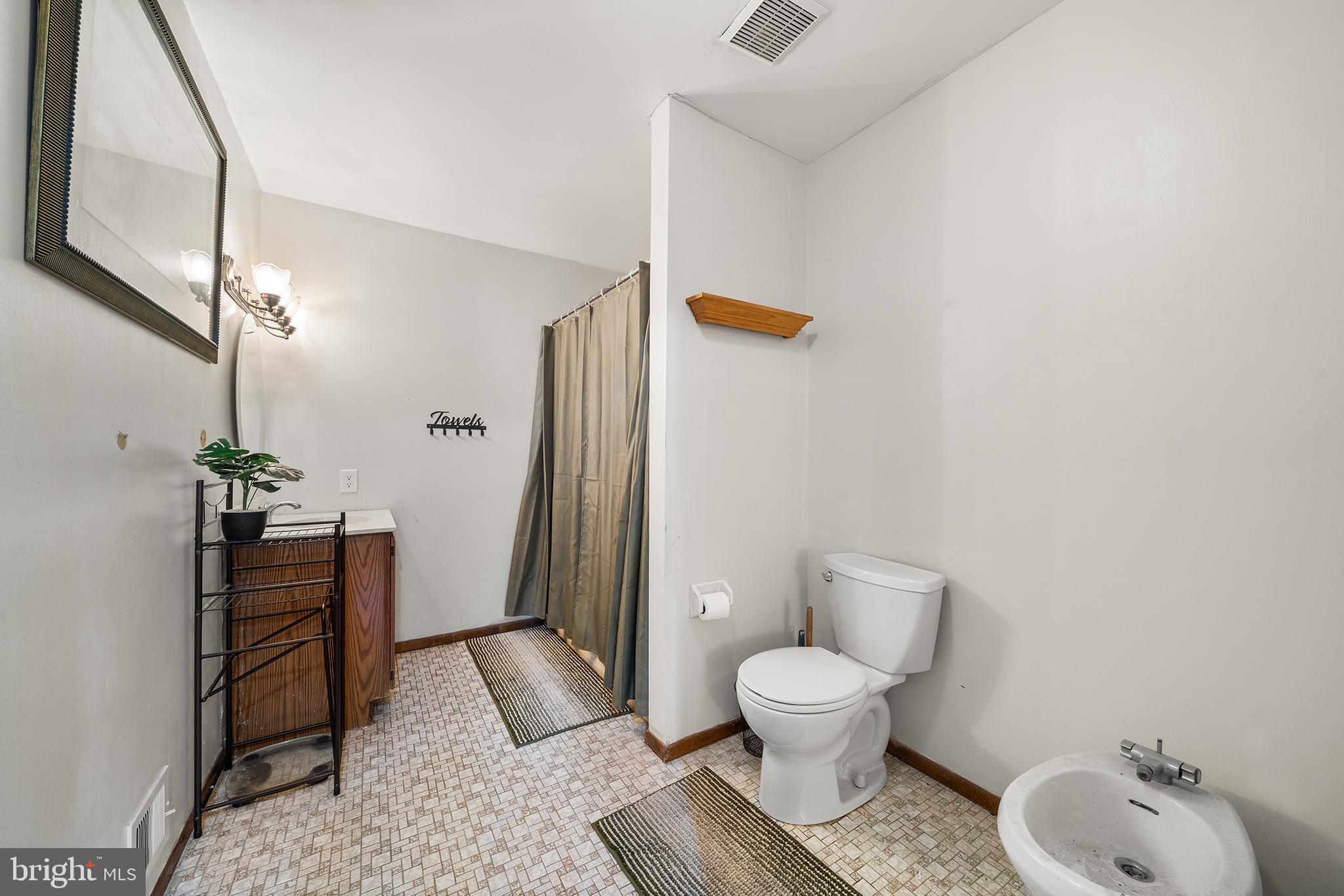 LUKENS ESTATE - Residential