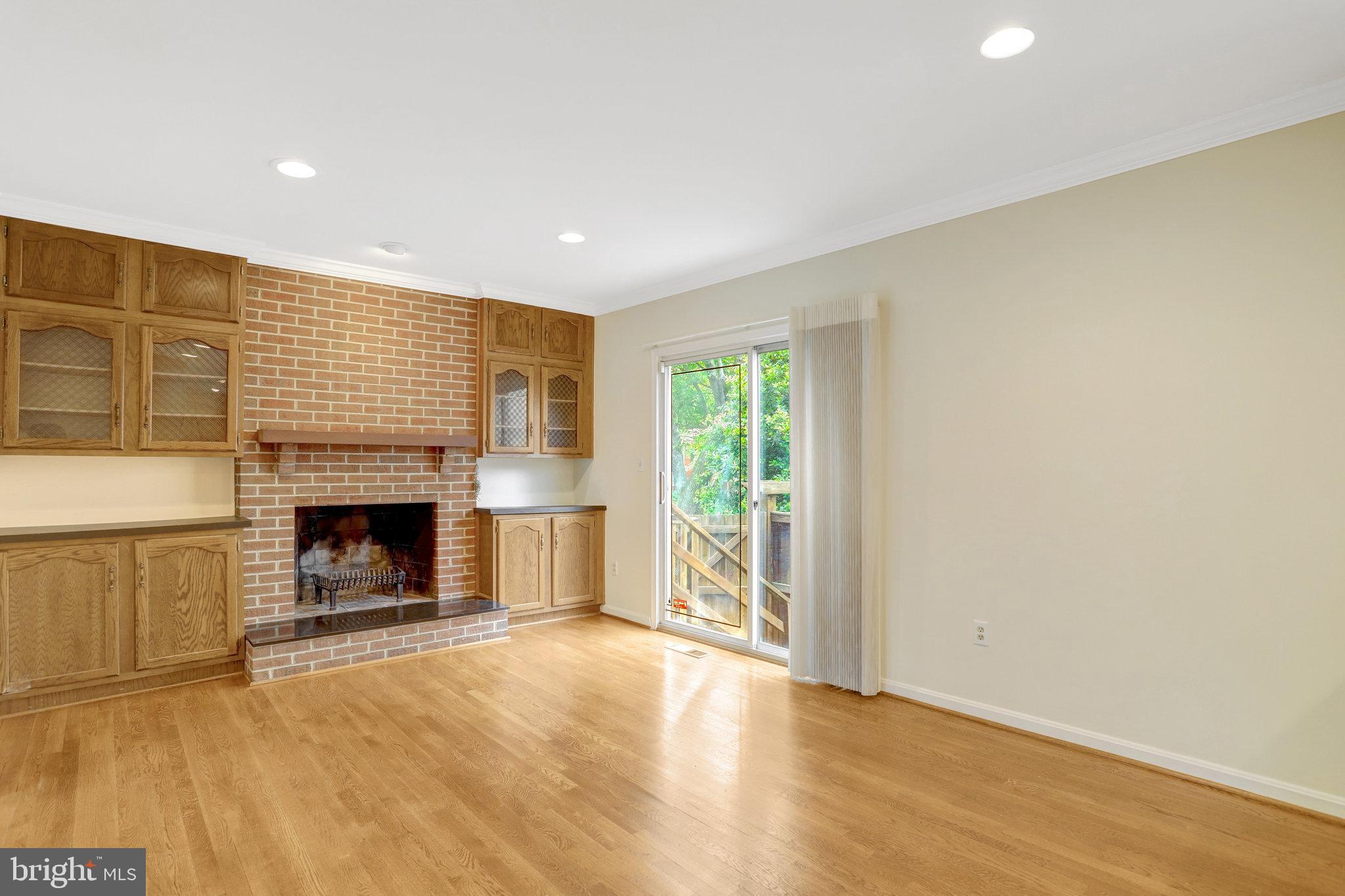 ASHTON HEIGHTS - Residential
