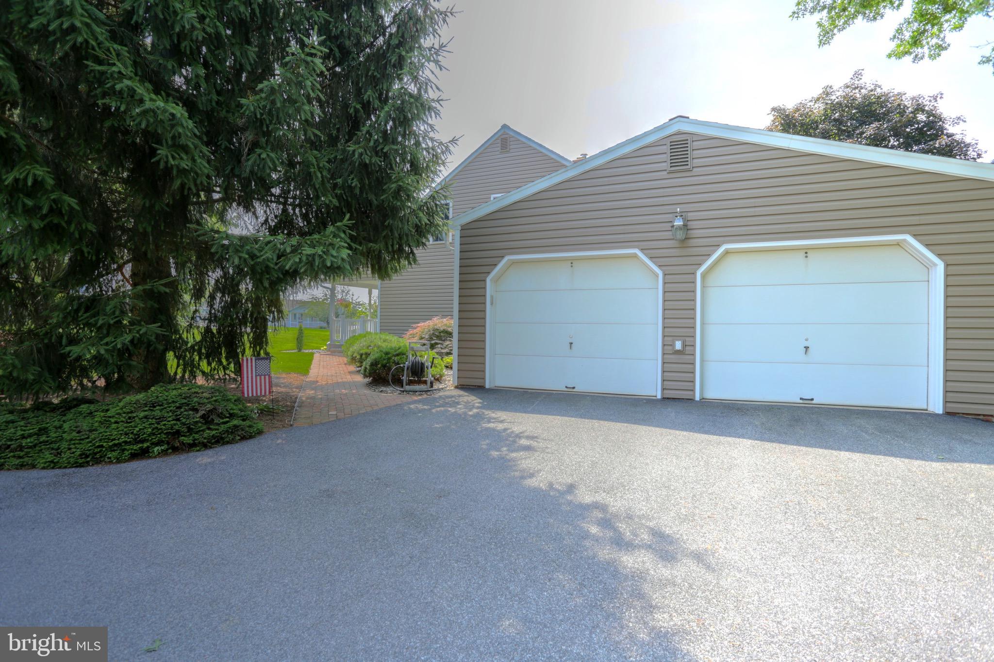 SPRING GROVE - Residential