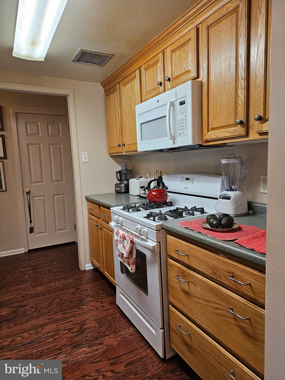 BEAVER HILL - Residential