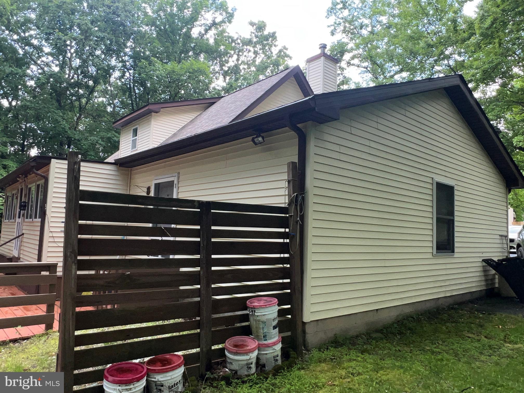 PINE RIDGE - Residential