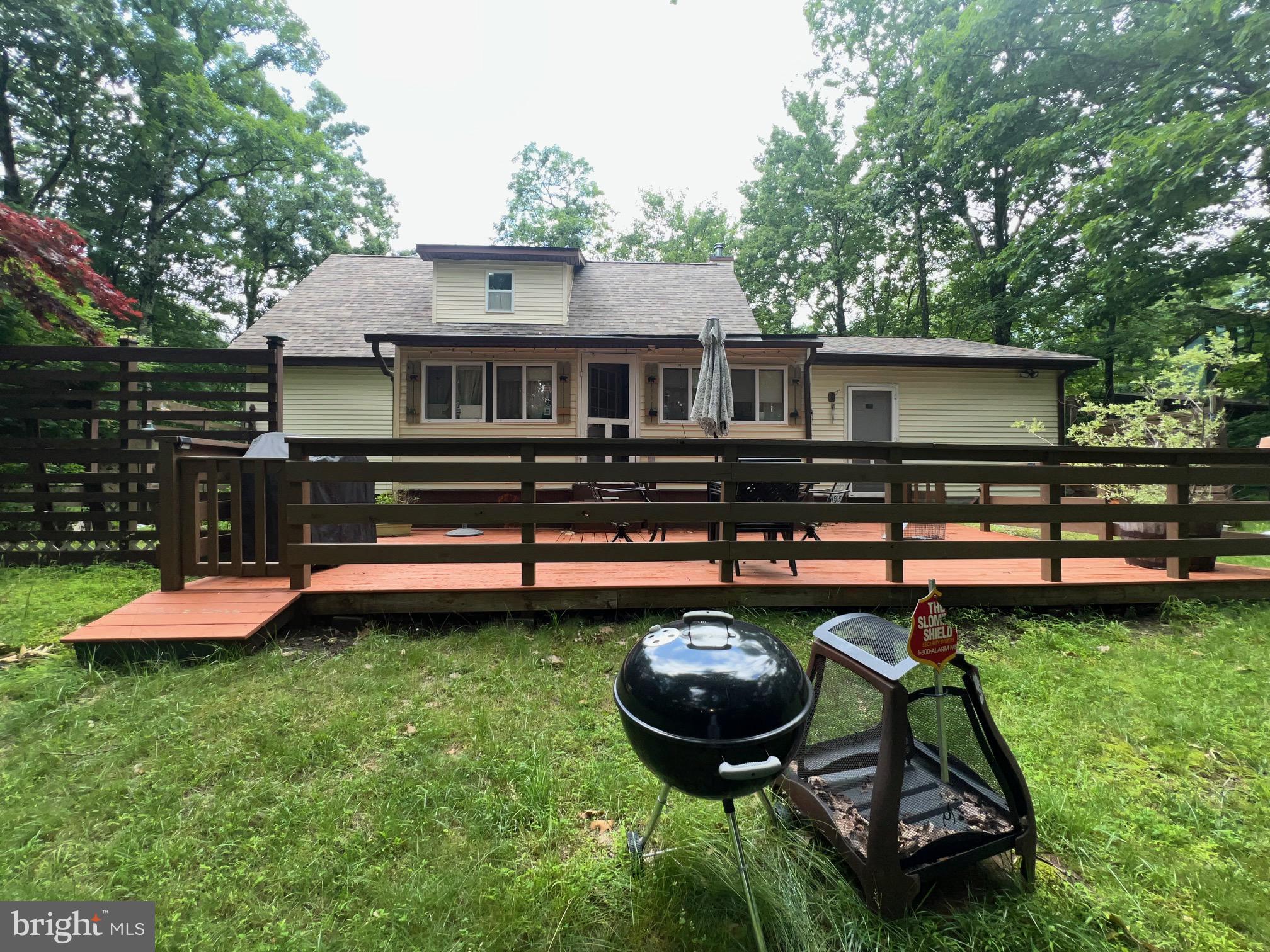 PINE RIDGE - Residential