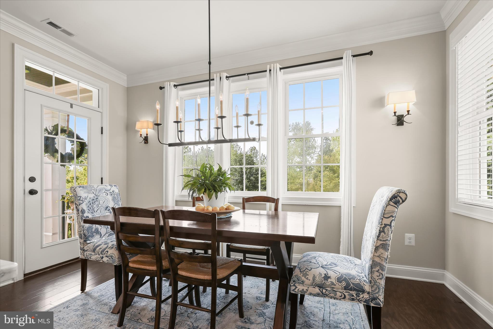 CLOVERFIELD - Residential