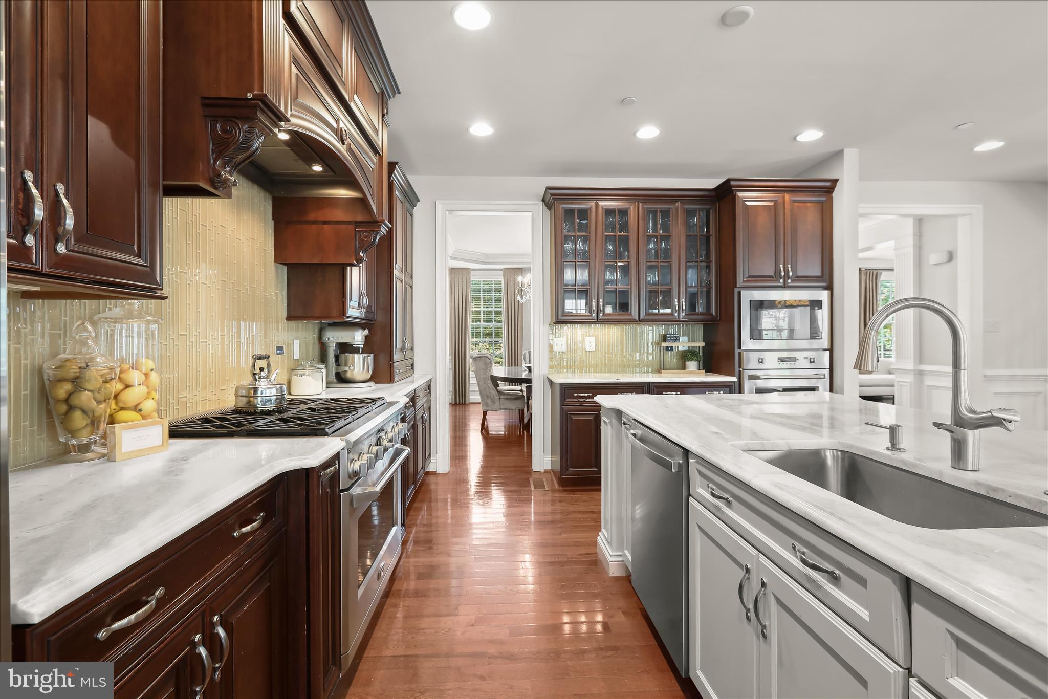 CLOVERFIELD - Residential