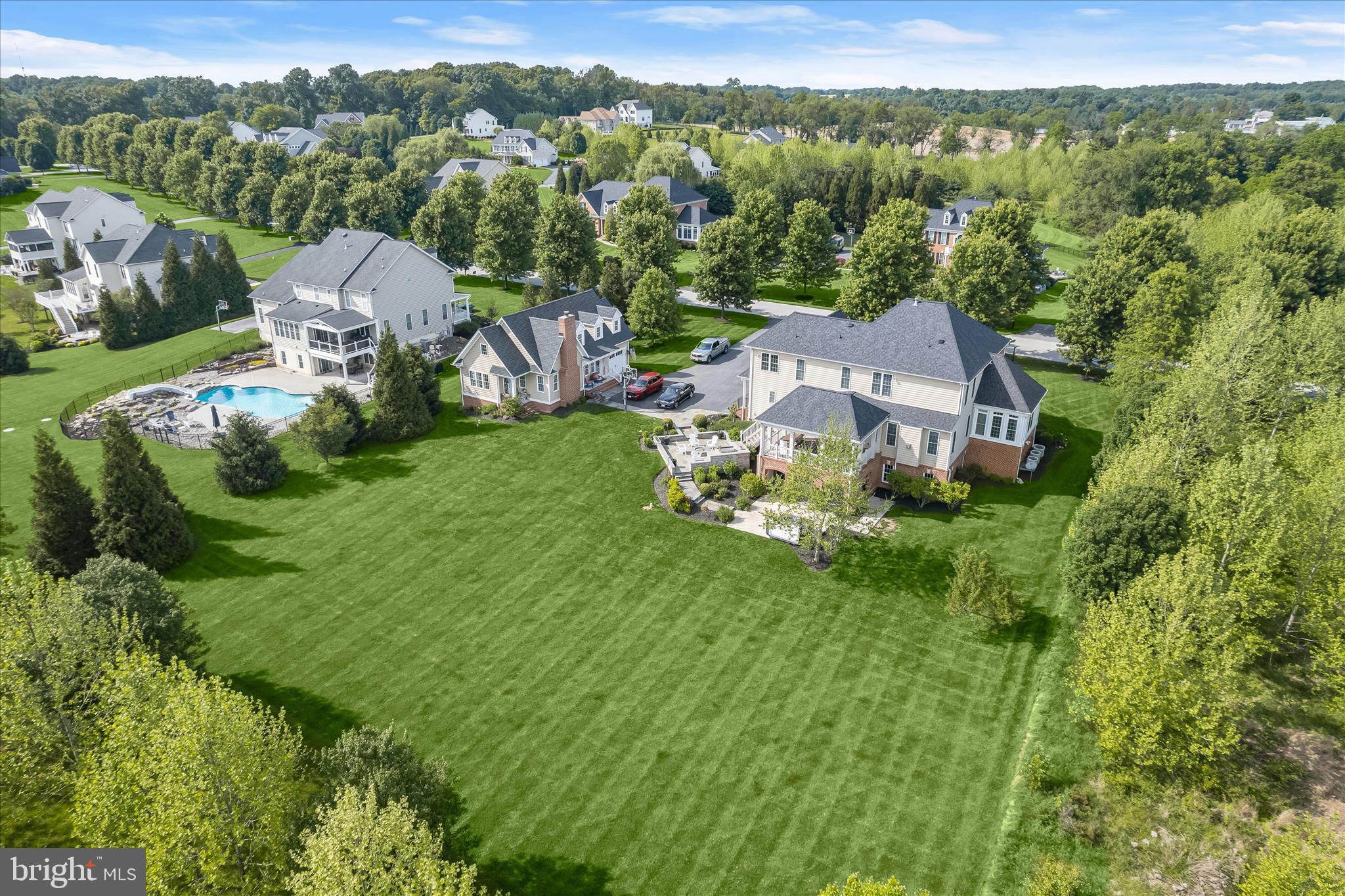CLOVERFIELD - Residential