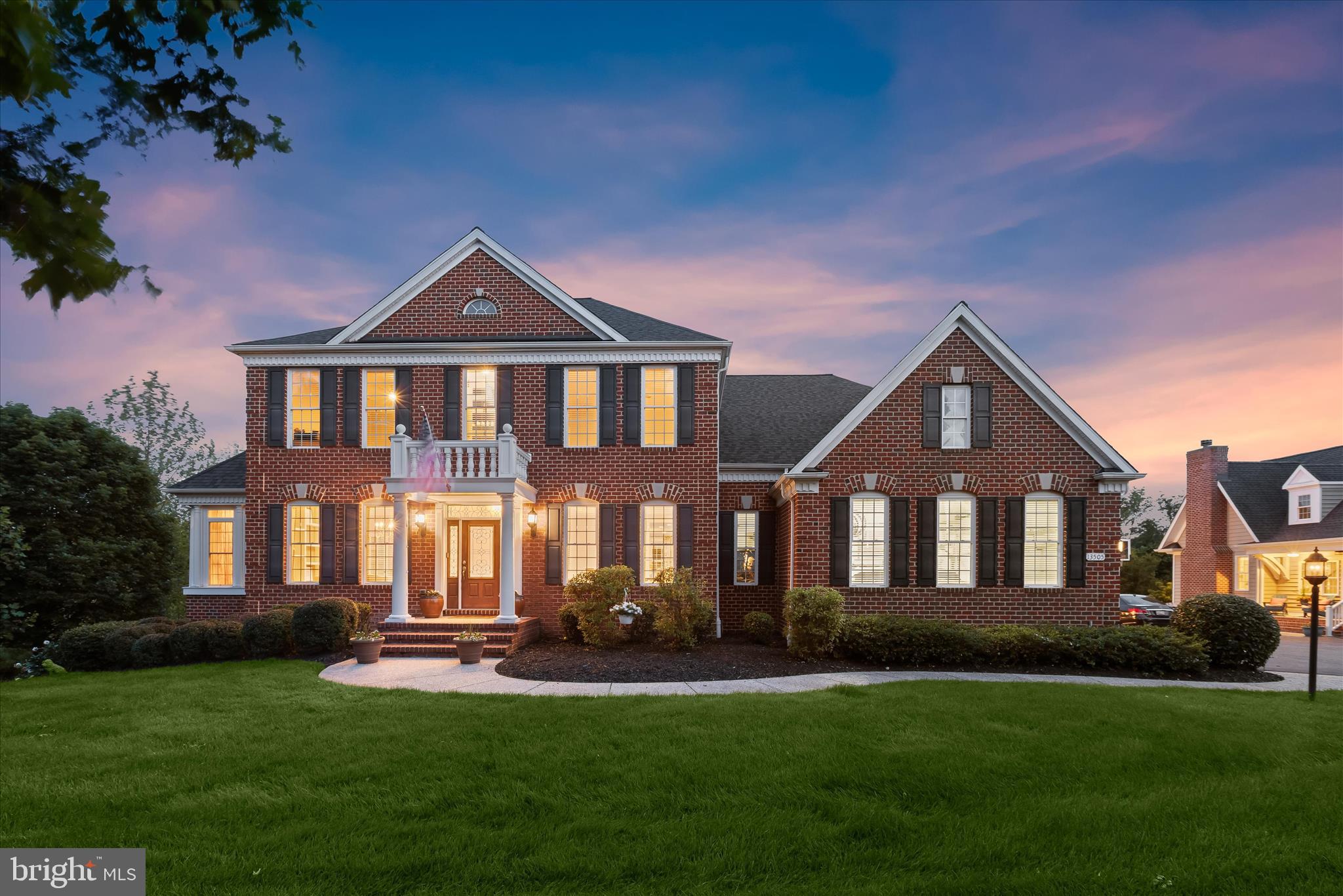 CLOVERFIELD - Residential