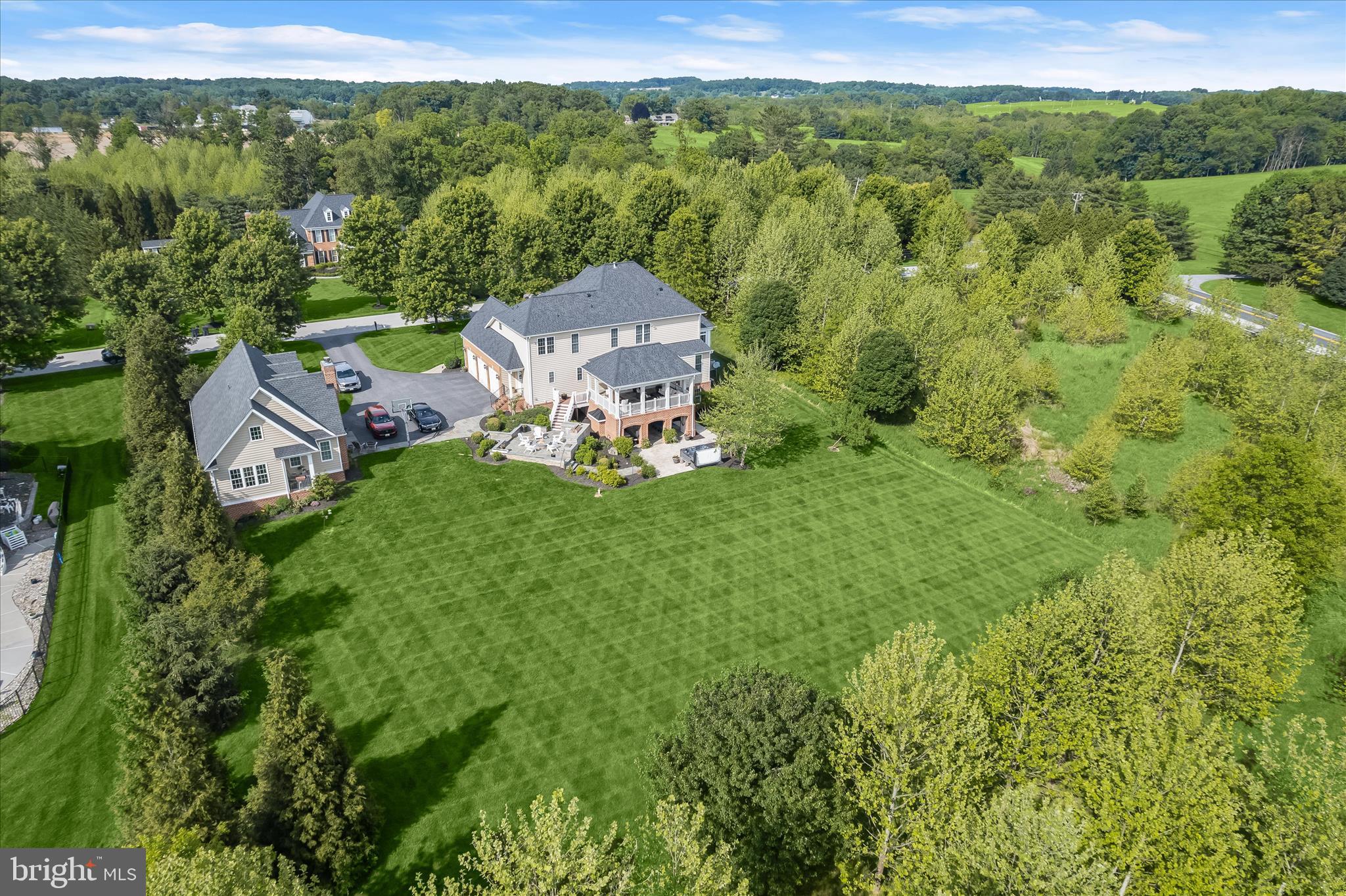 CLOVERFIELD - Residential
