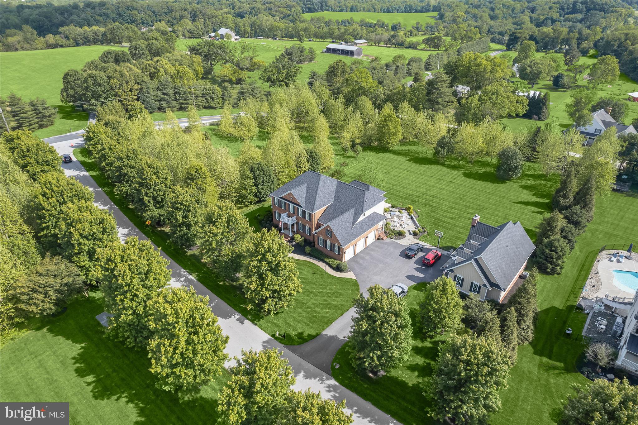 CLOVERFIELD - Residential