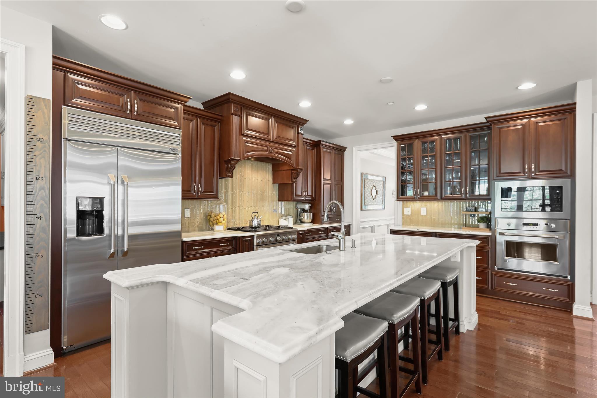 CLOVERFIELD - Residential