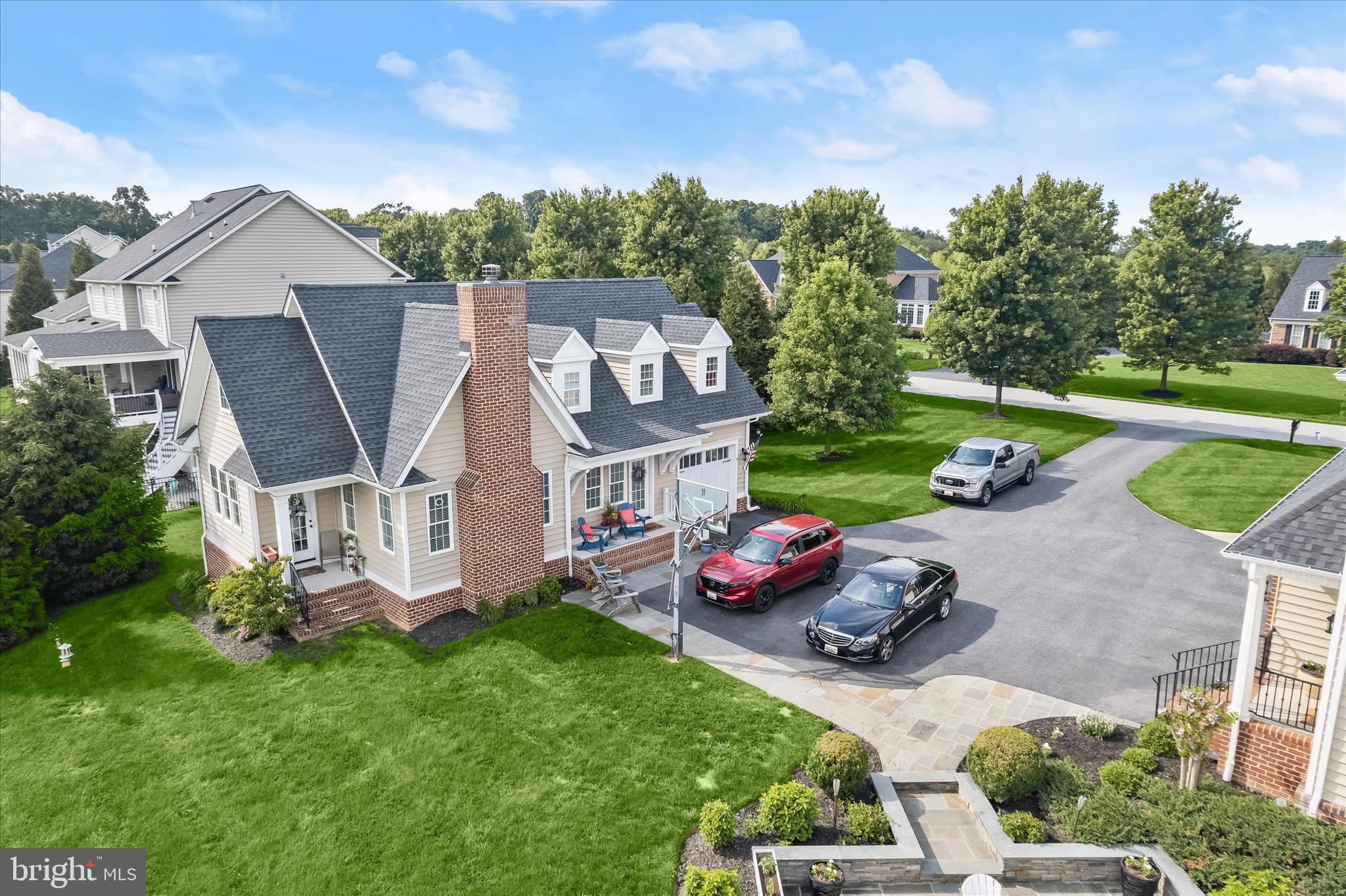 CLOVERFIELD - Residential
