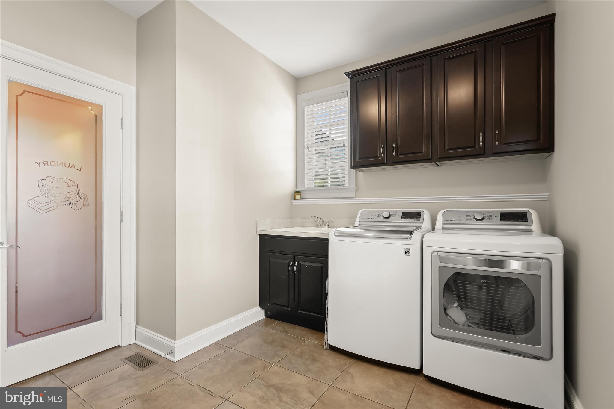 CLOVERFIELD - Residential