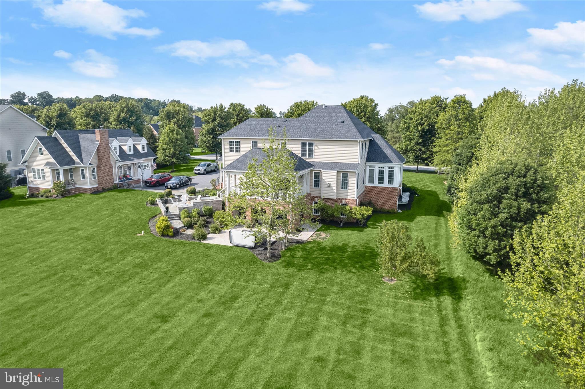 CLOVERFIELD - Residential