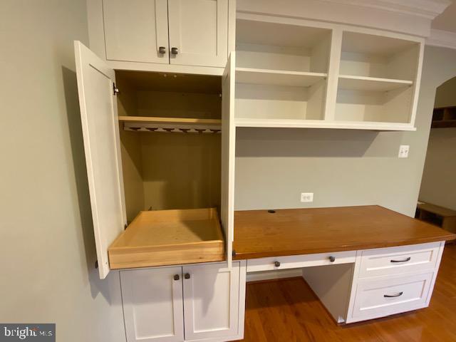 WESTHAMPTON - Residential Lease