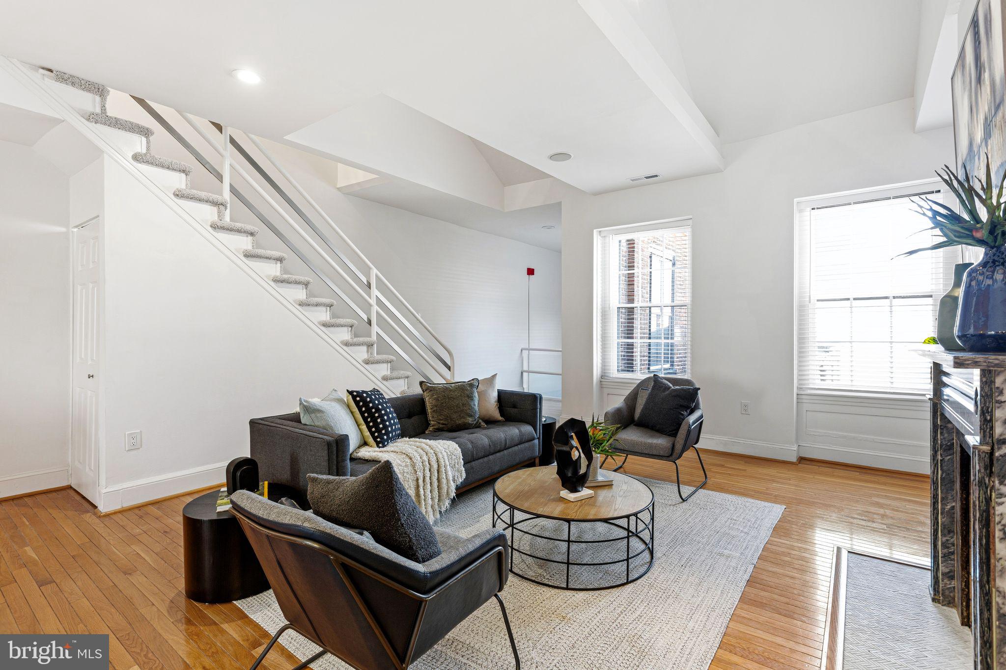 WASHINGTON SQ WEST - Residential