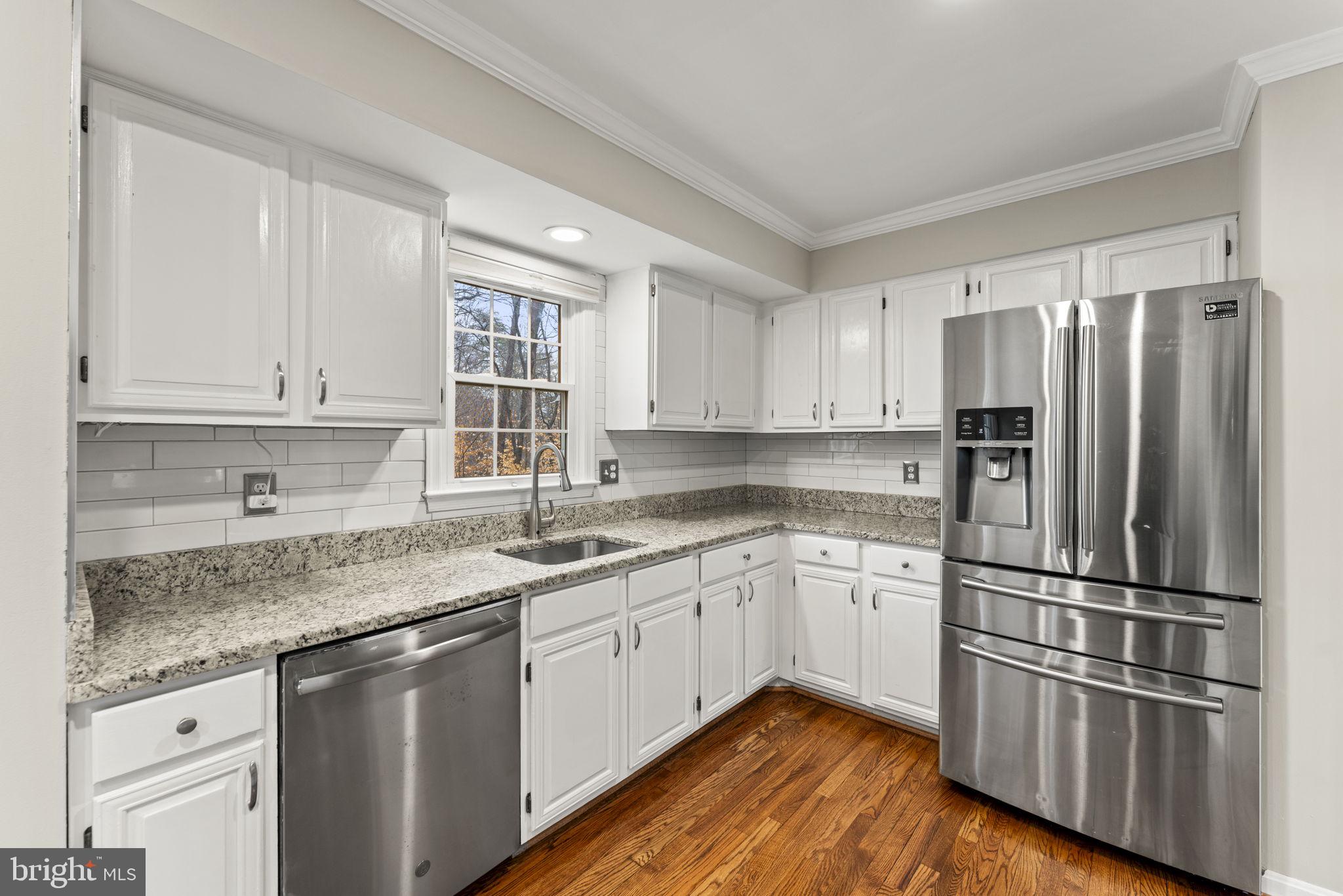 LAKEWOOD HILLS - Residential