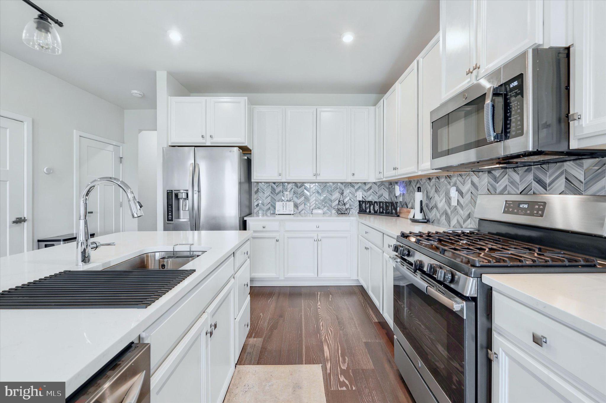 PRESERVE AT DEEP CRK - Residential