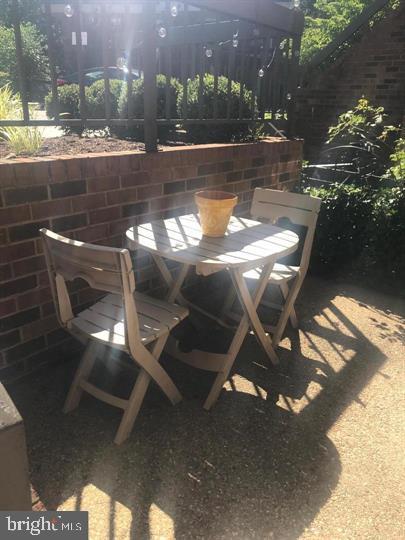 SOUTHAMPTON - Residential Lease