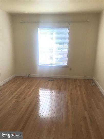 SOUTHAMPTON - Residential Lease