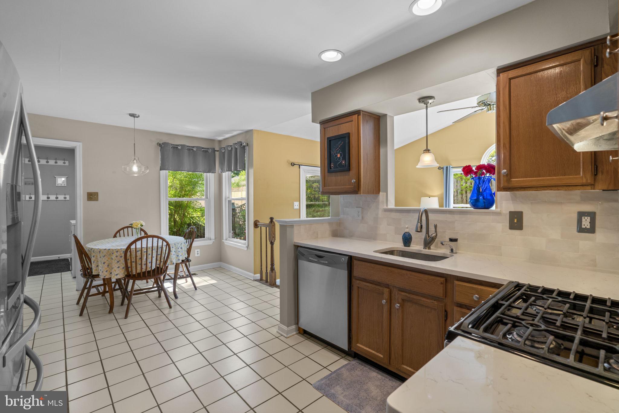 SONGBIRDS GLEN - Residential