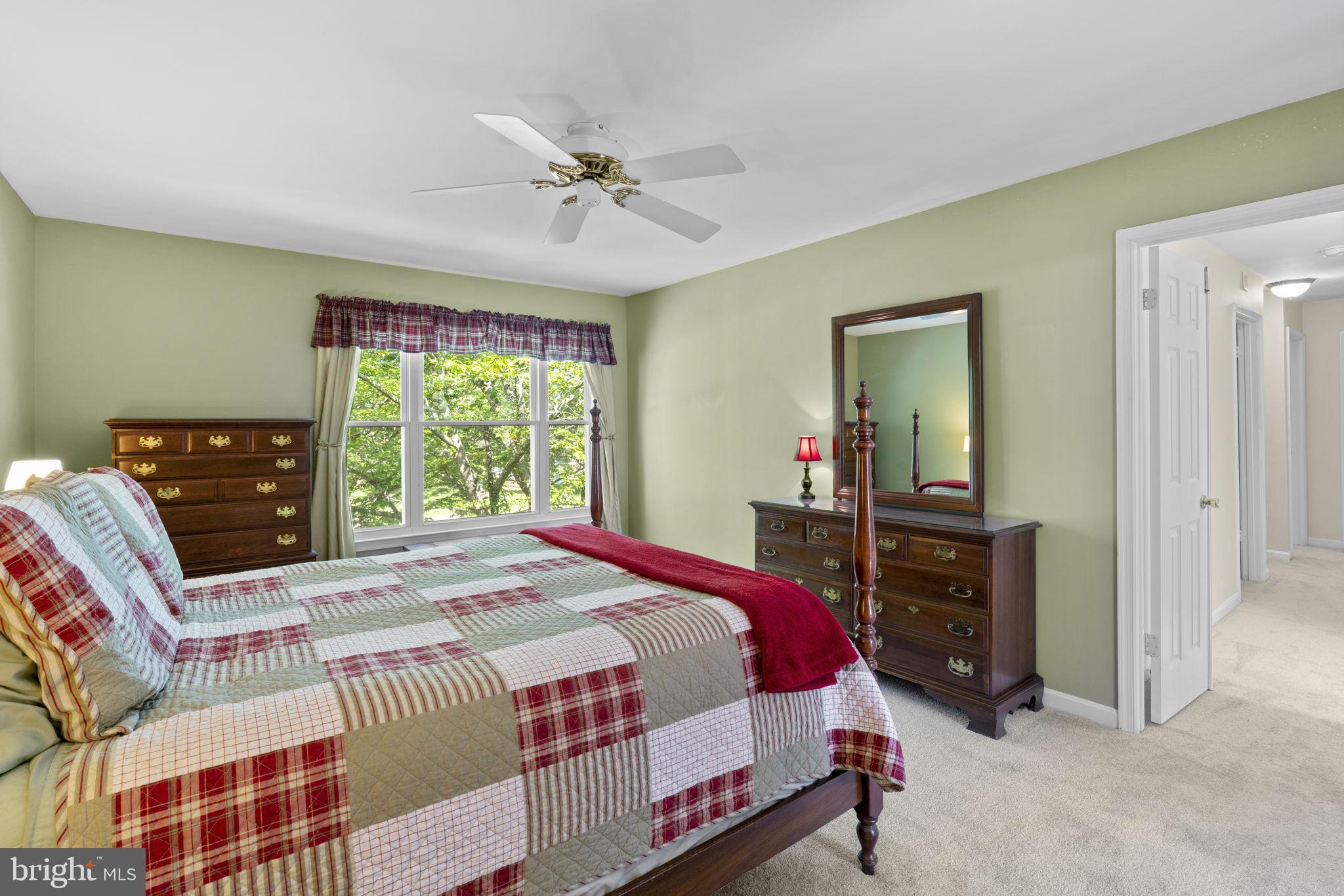 SONGBIRDS GLEN - Residential