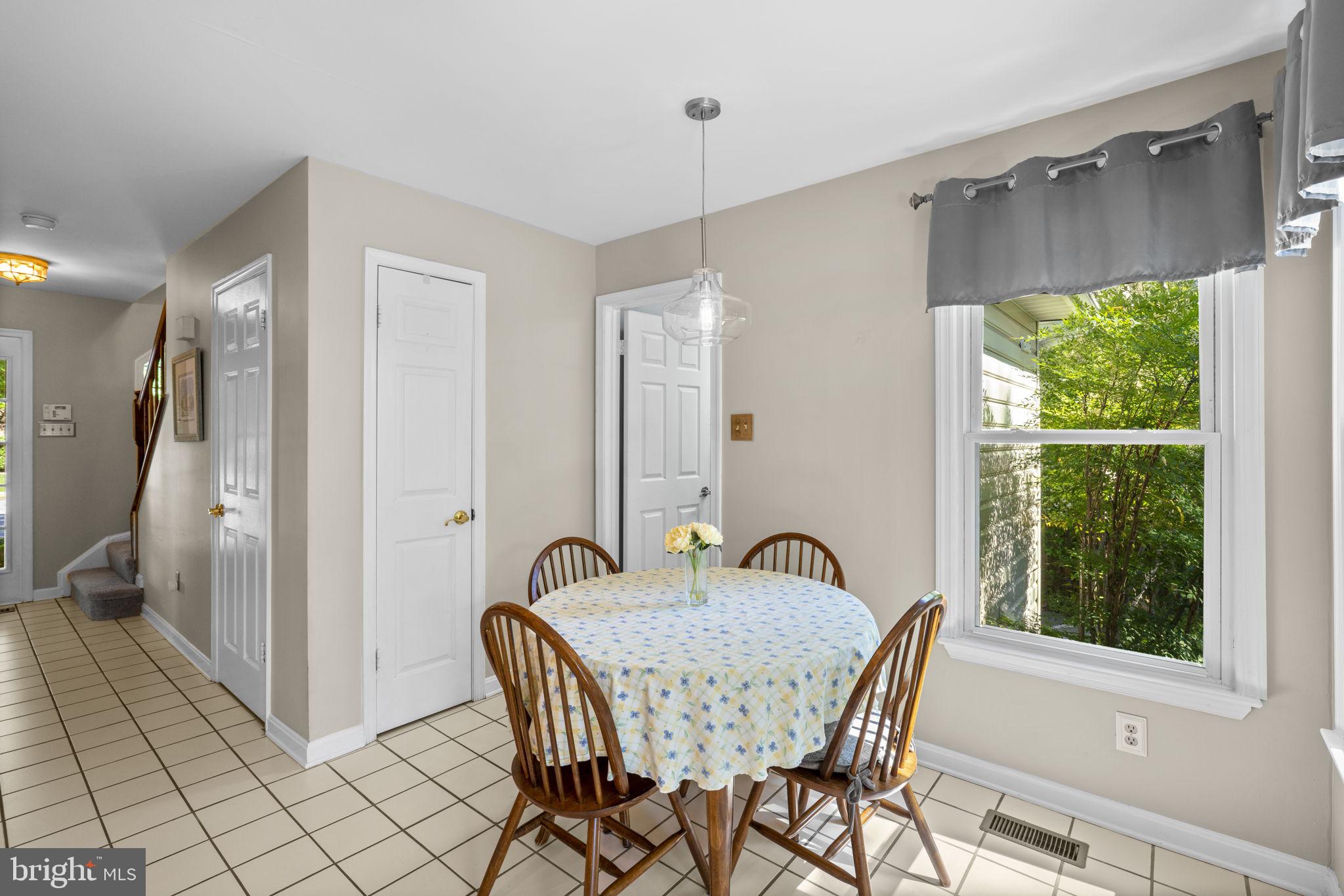 SONGBIRDS GLEN - Residential