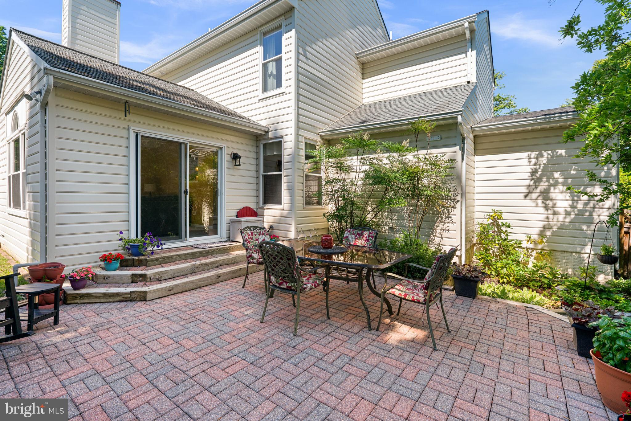 SONGBIRDS GLEN - Residential