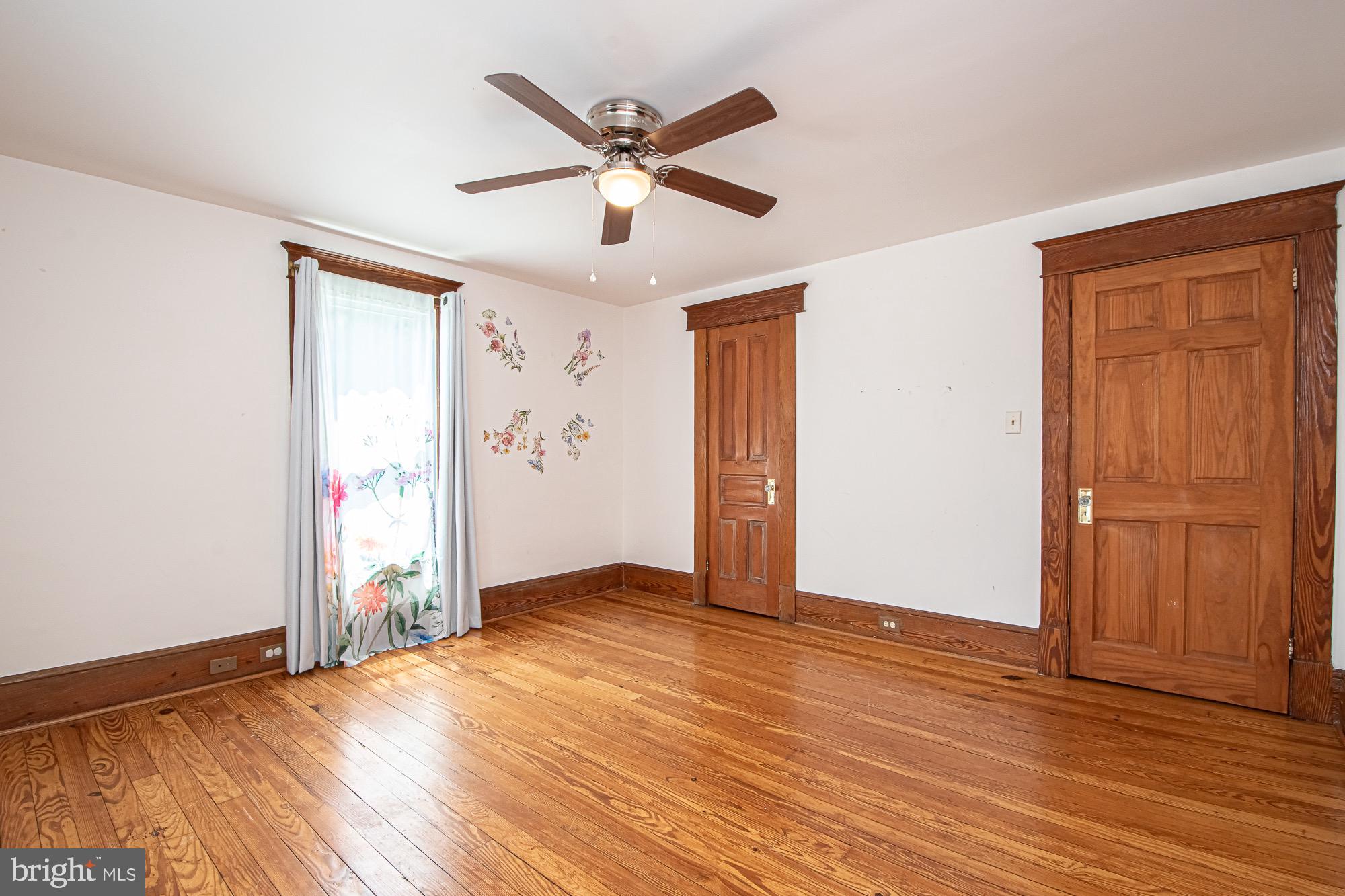 MADISON EDINBURG - Residential