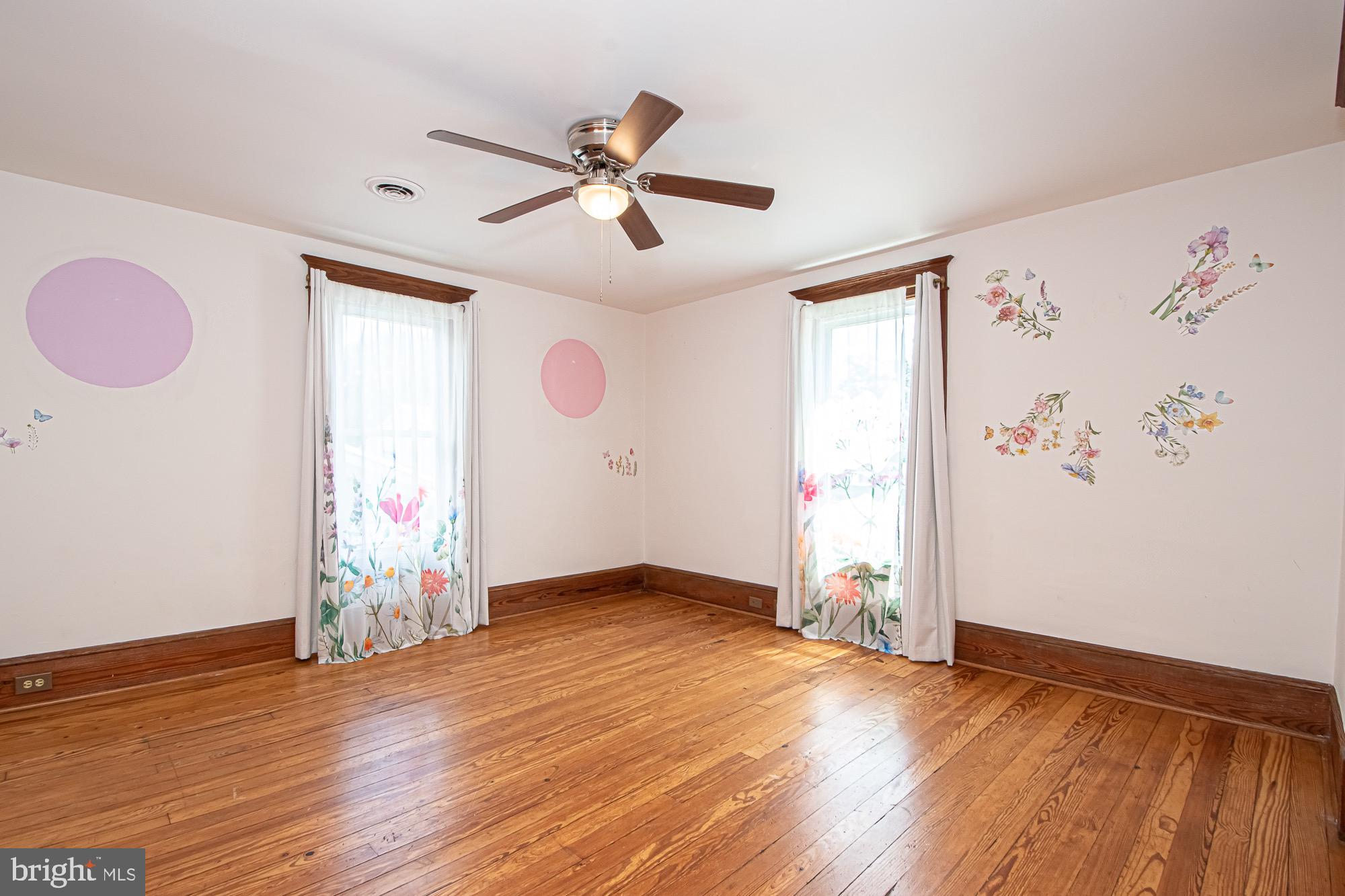 MADISON EDINBURG - Residential