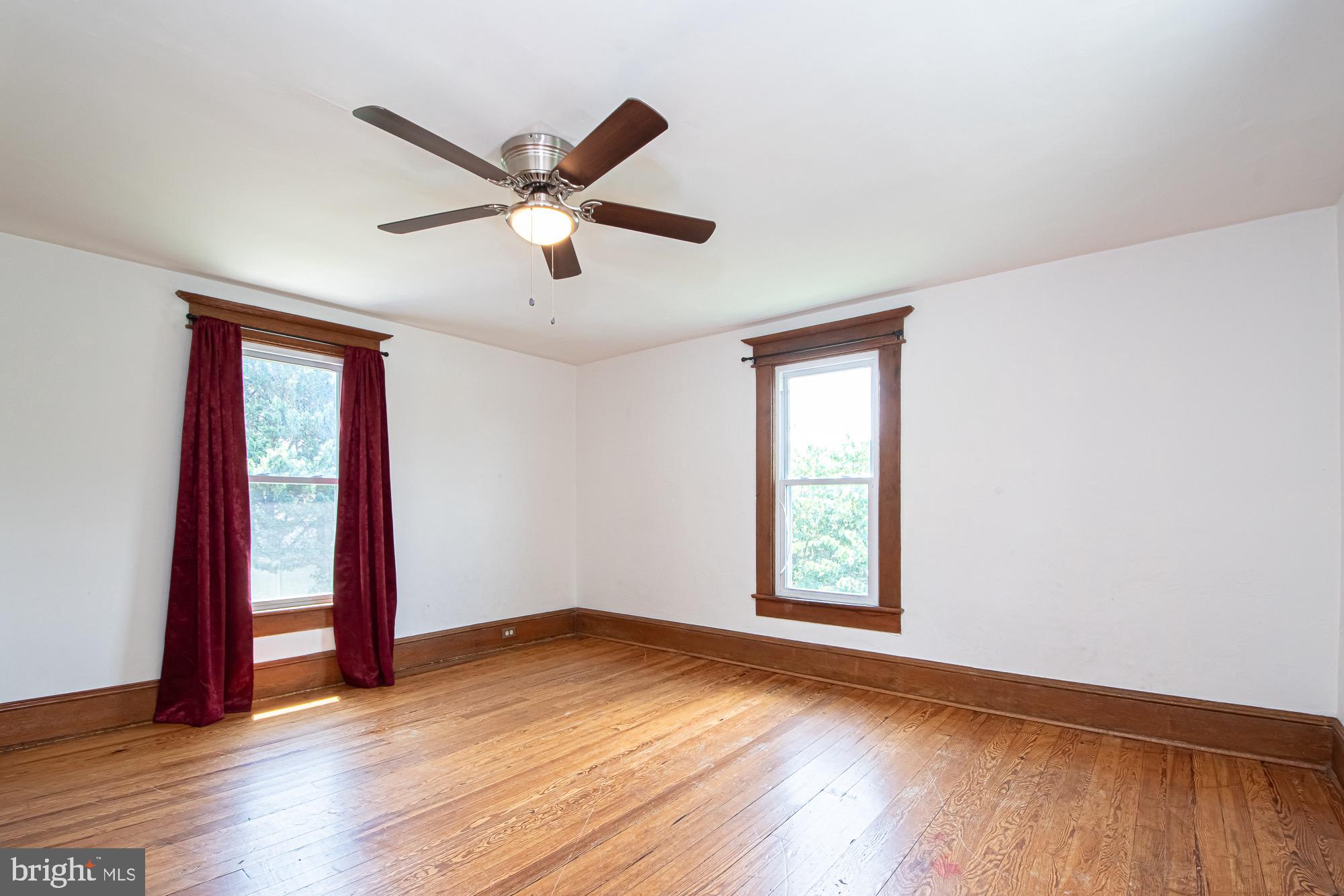 MADISON EDINBURG - Residential