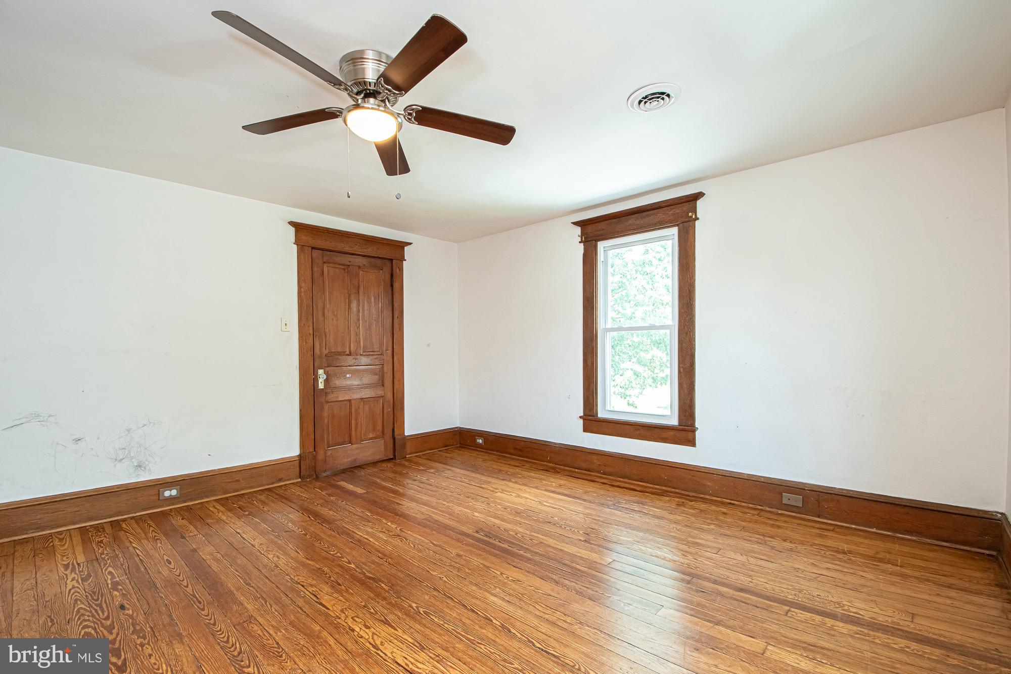 MADISON EDINBURG - Residential