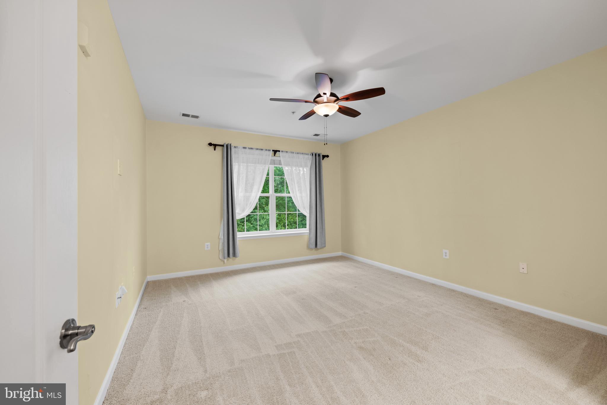 CARROLLS CREEK - Residential