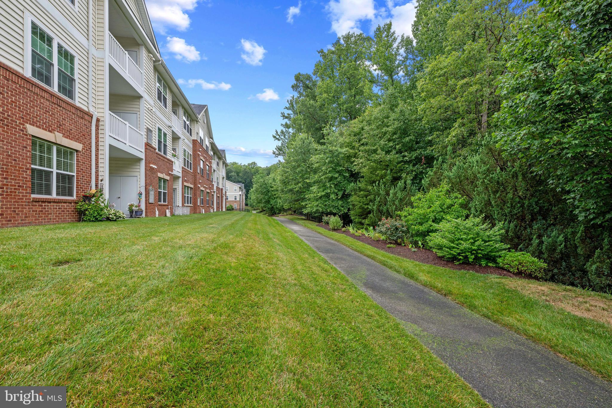 CARROLLS CREEK - Residential